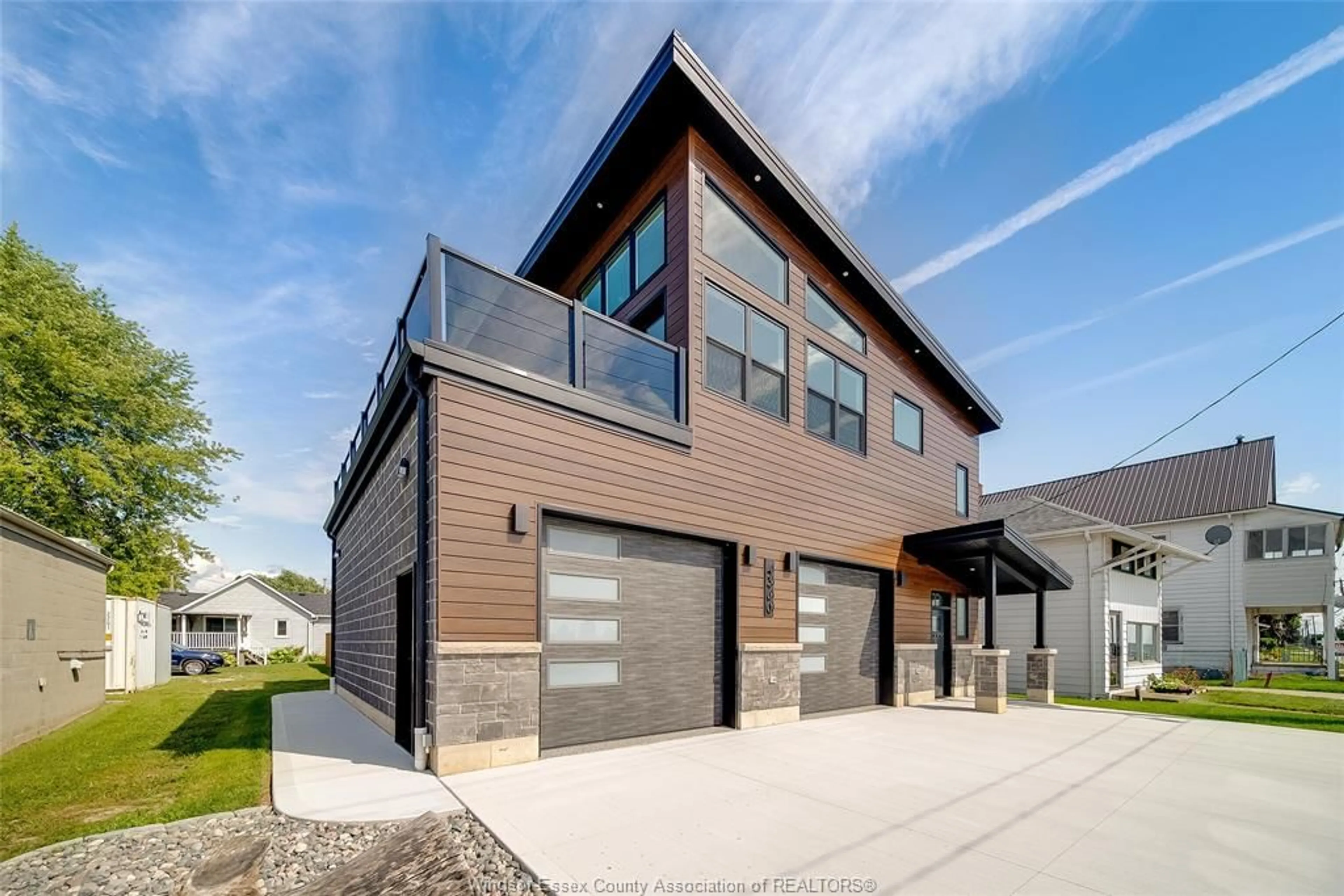Home with brick exterior material, street for 4360 ST. CLAIR Pky, Port Lambton Ontario N0P 2B0
