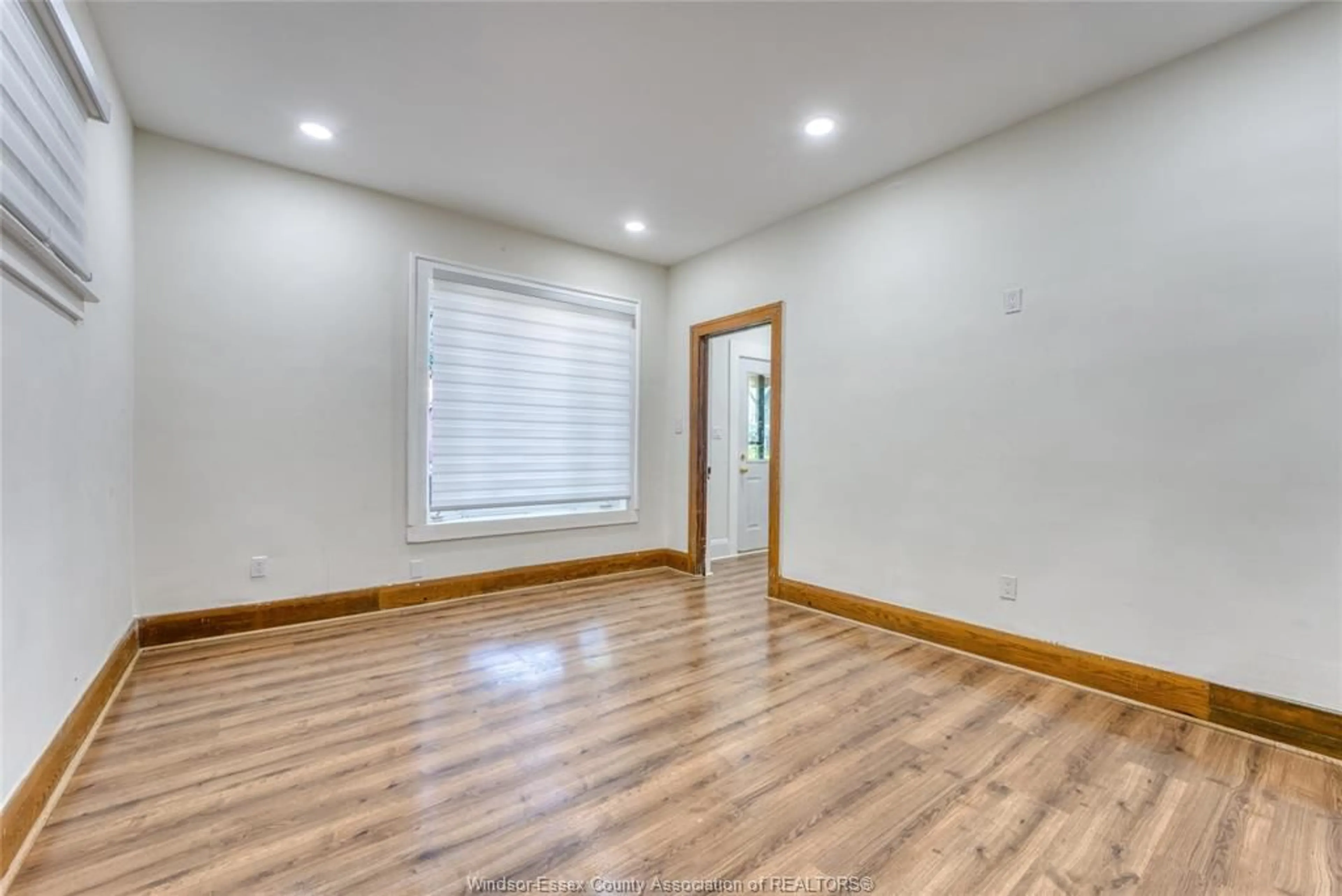 A pic of a room for 1488 LINCOLN, Windsor Ontario N8Y 2J1