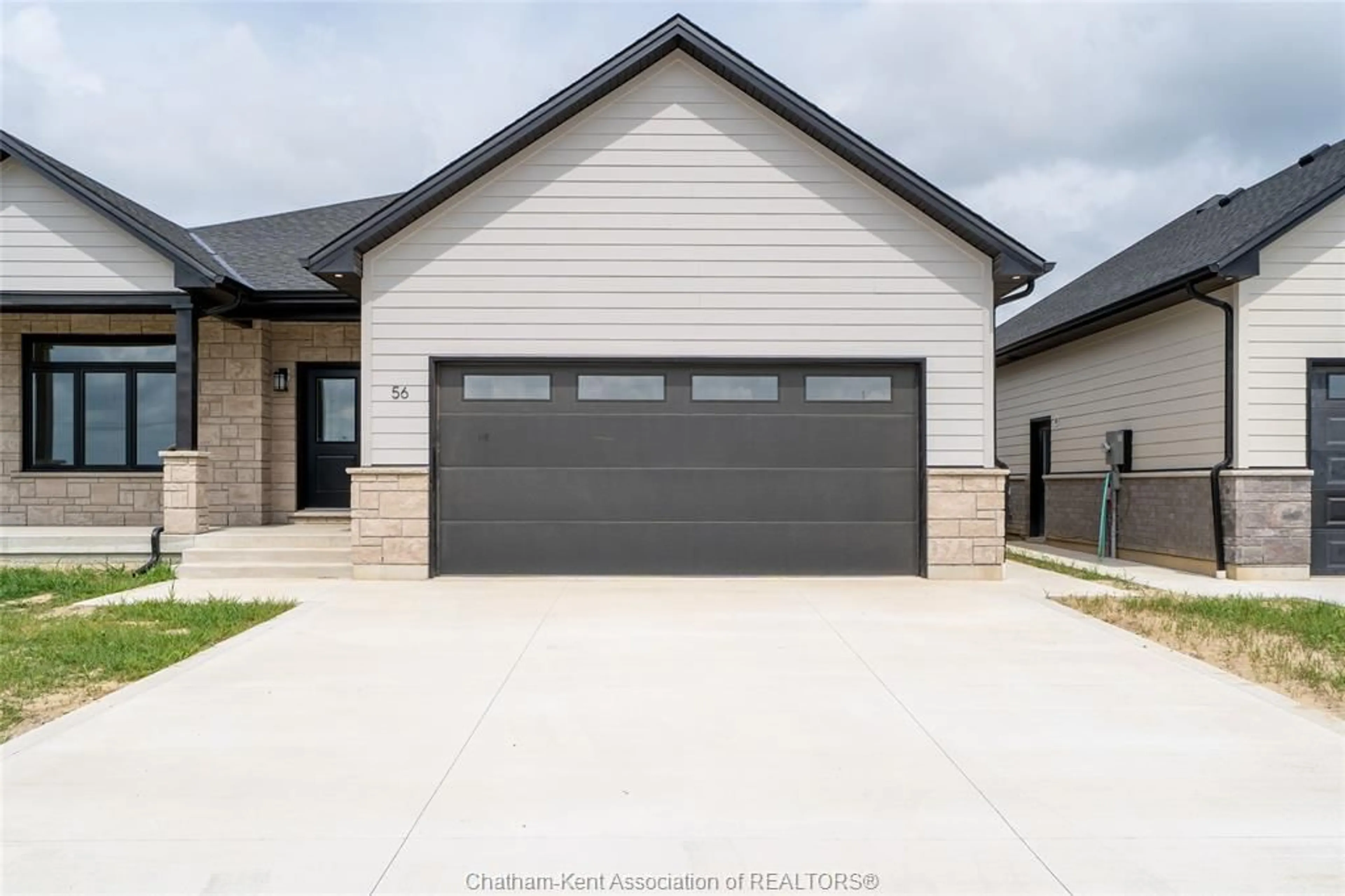 Indoor garage for 56 LANTERN Lane, Chatham Ontario N7M 0V9