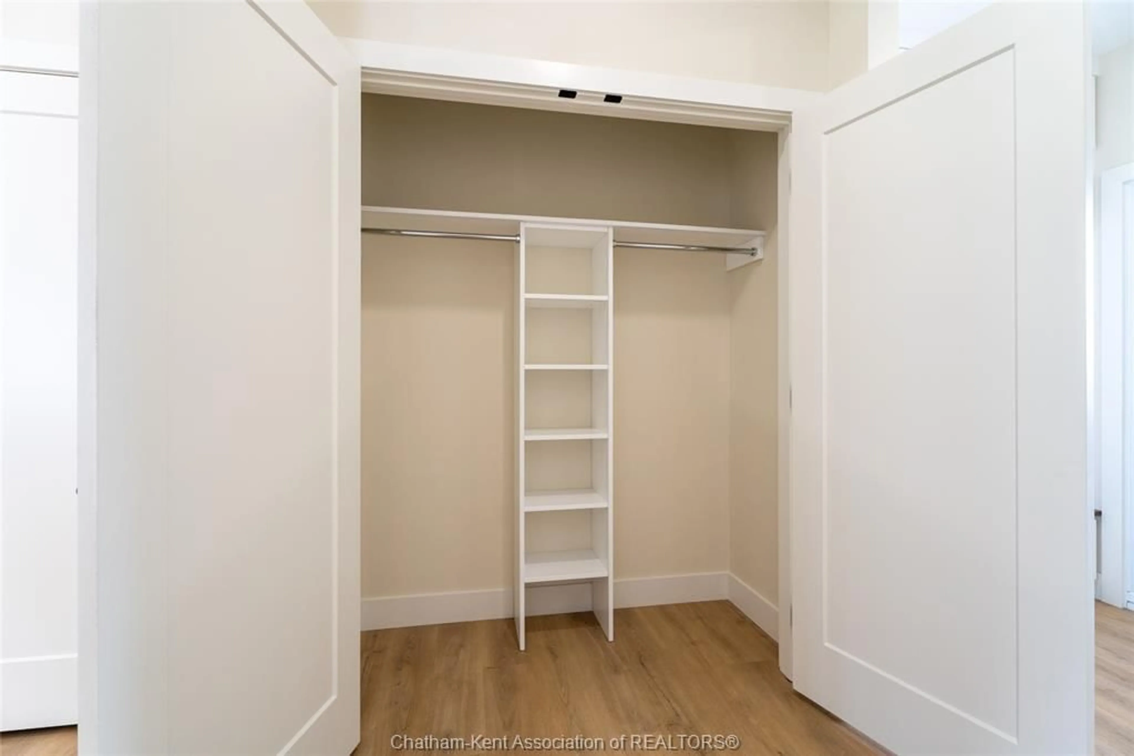 Storage room or clothes room or walk-in closet for 56 LANTERN Lane, Chatham Ontario N7M 0V9