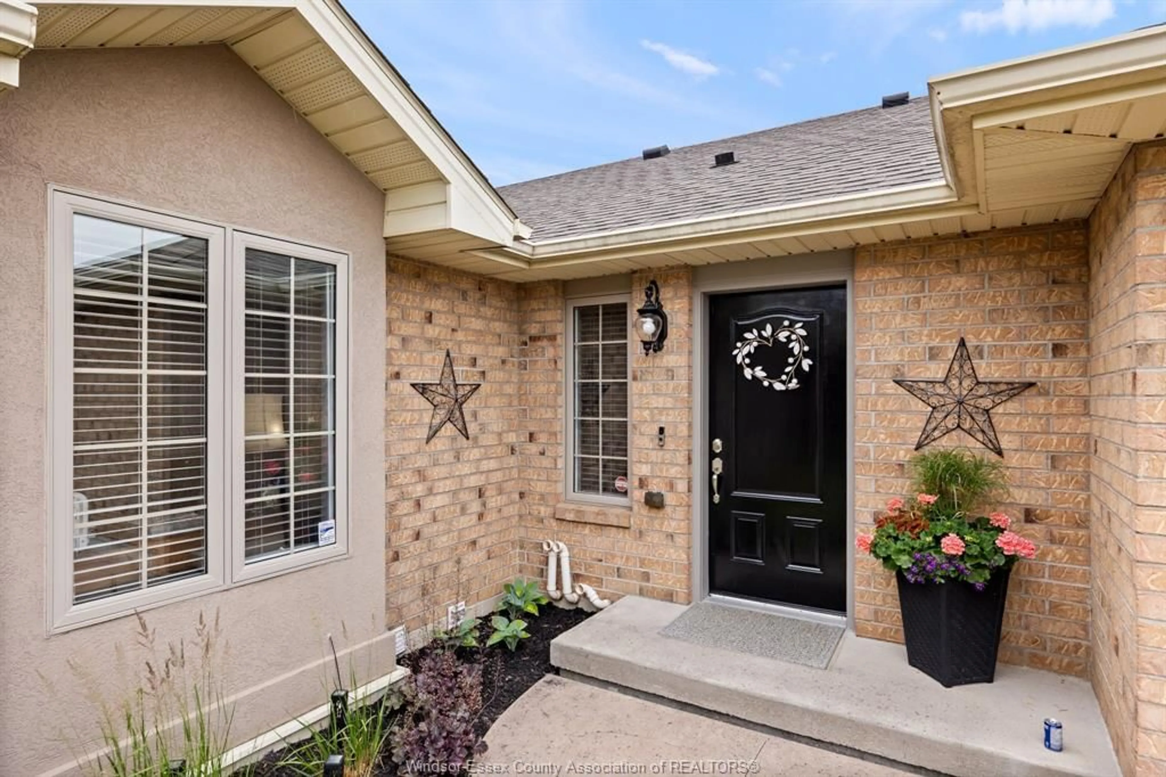 Home with brick exterior material, street for 503 GOLFVIEW Dr, Amherstburg Ontario N9V 0A2