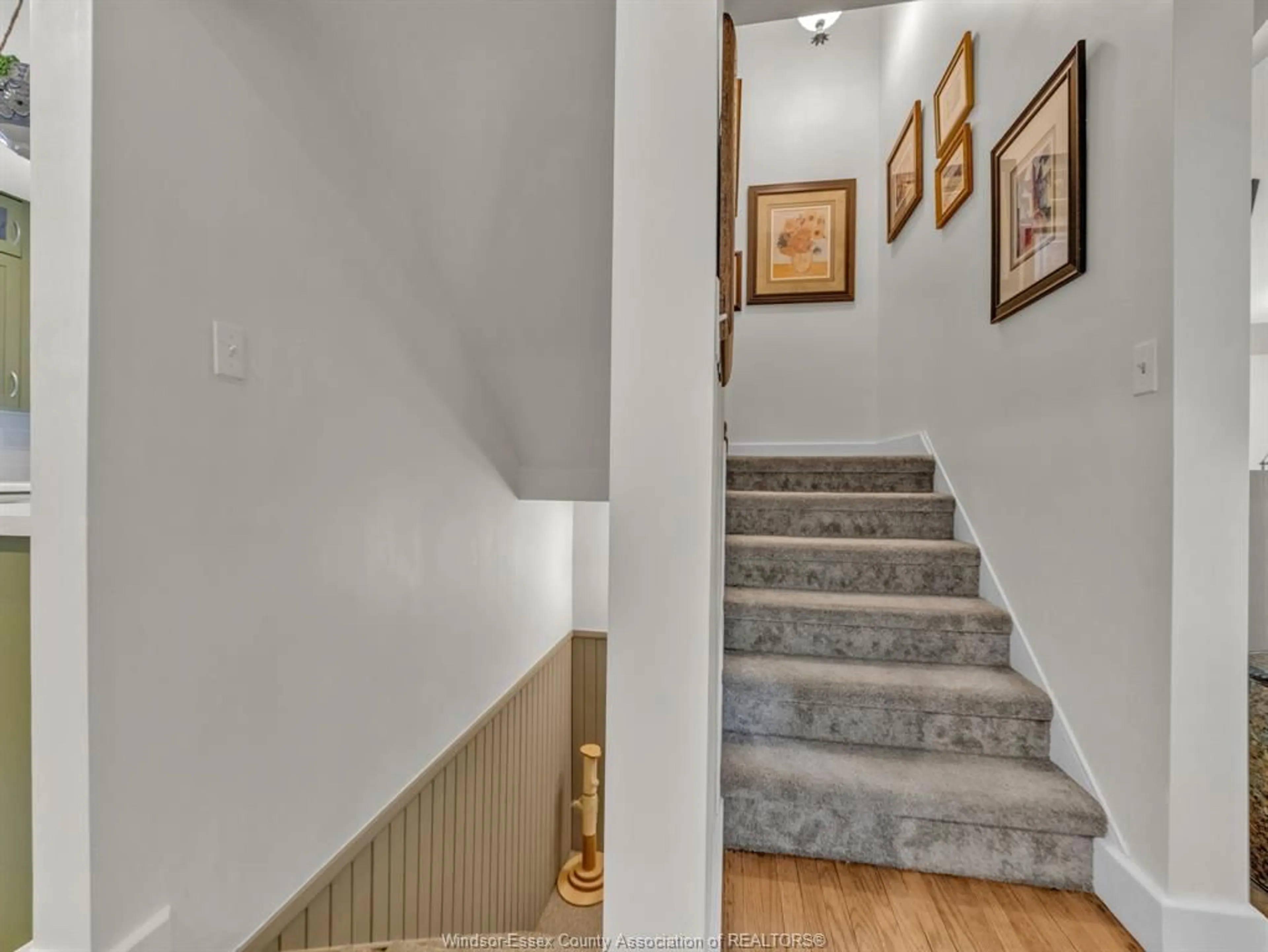 Stairs for 15 Georgia, Leamington Ontario N8H 2E6