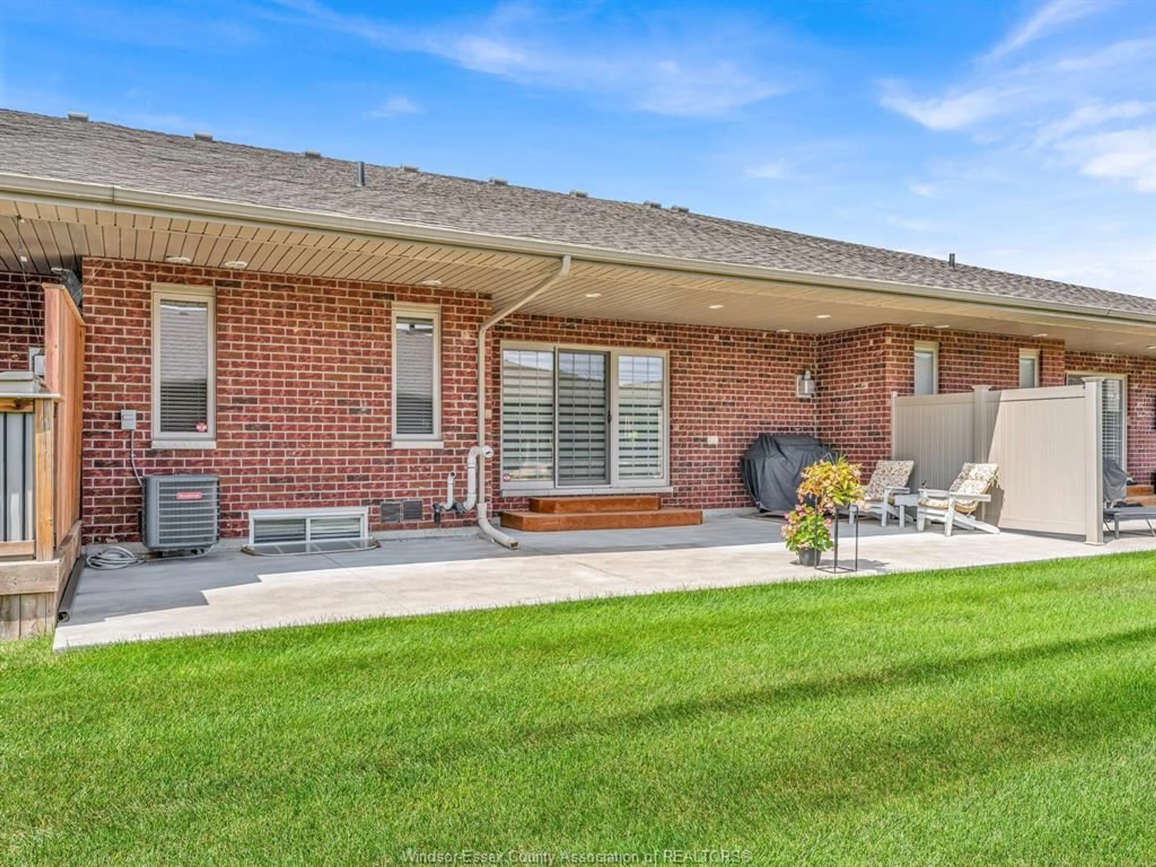 Home with brick exterior material, unknown for 1138 NIGHTFALL, Windsor Ontario N8P 0C4