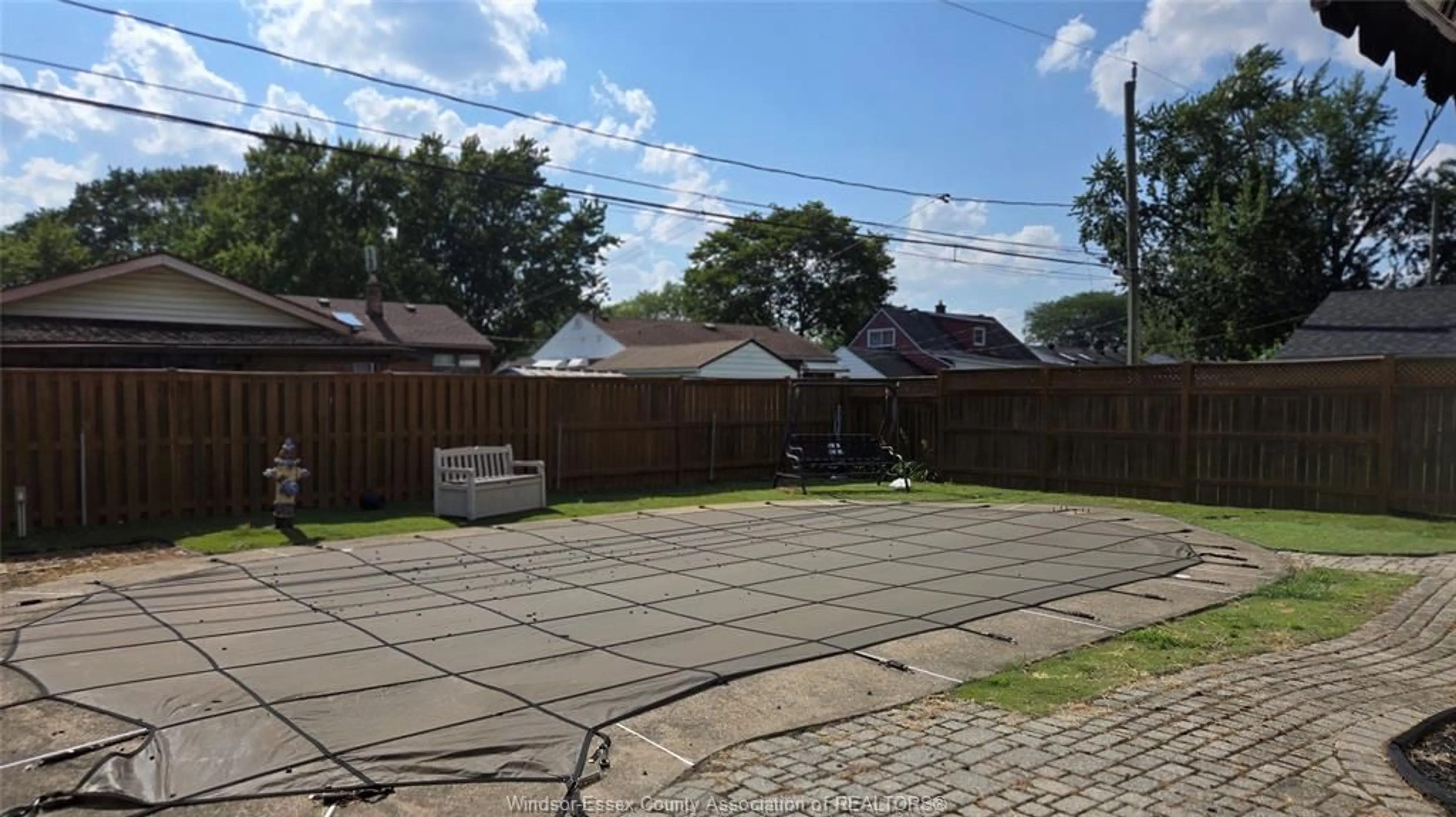 Patio, street for 3115 RADISSON Ave, Windsor Ontario N9E 1Y4