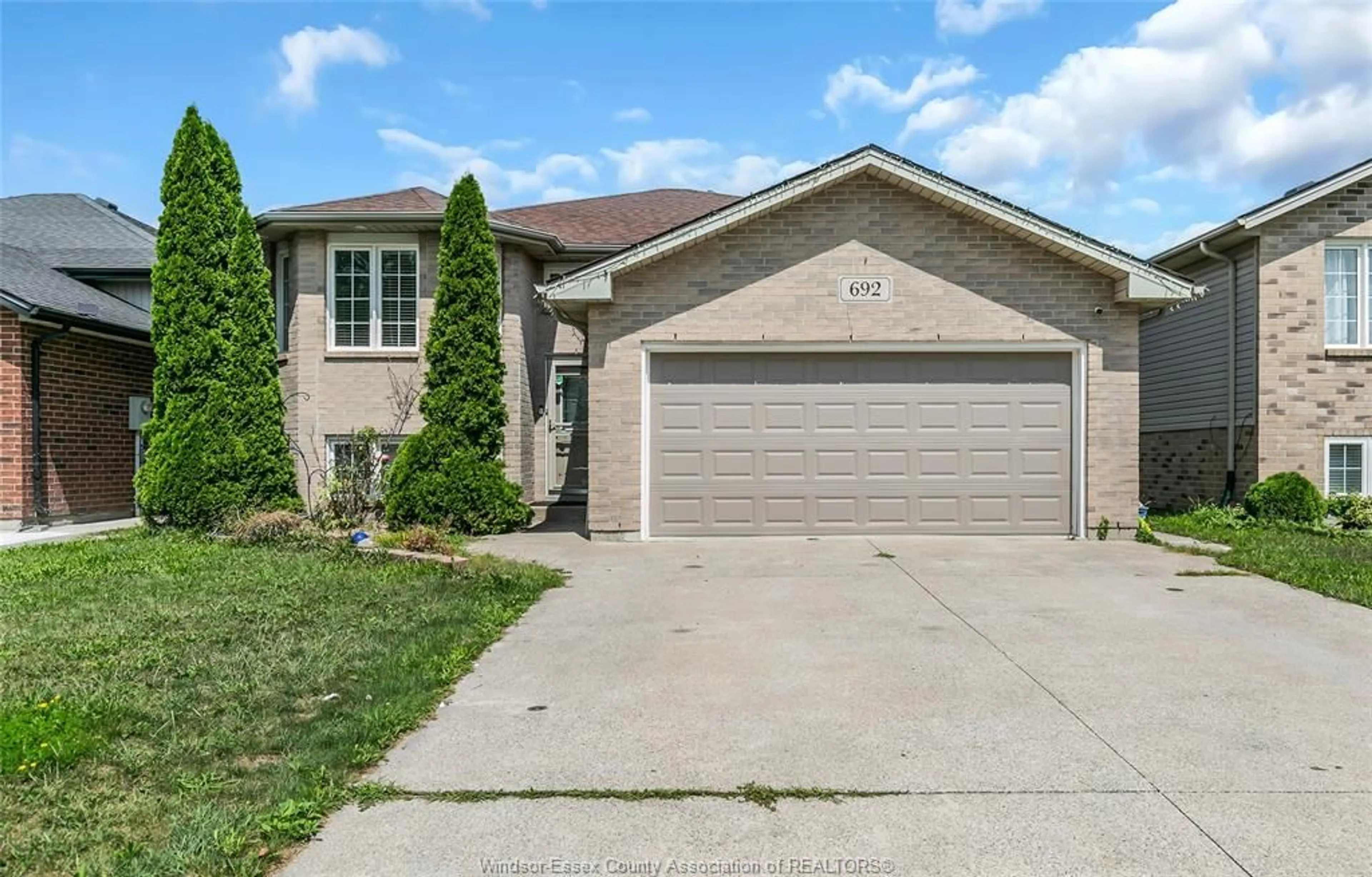 Home with brick exterior material, street for 692 DYNASTY, Windsor Ontario N9G 2X9
