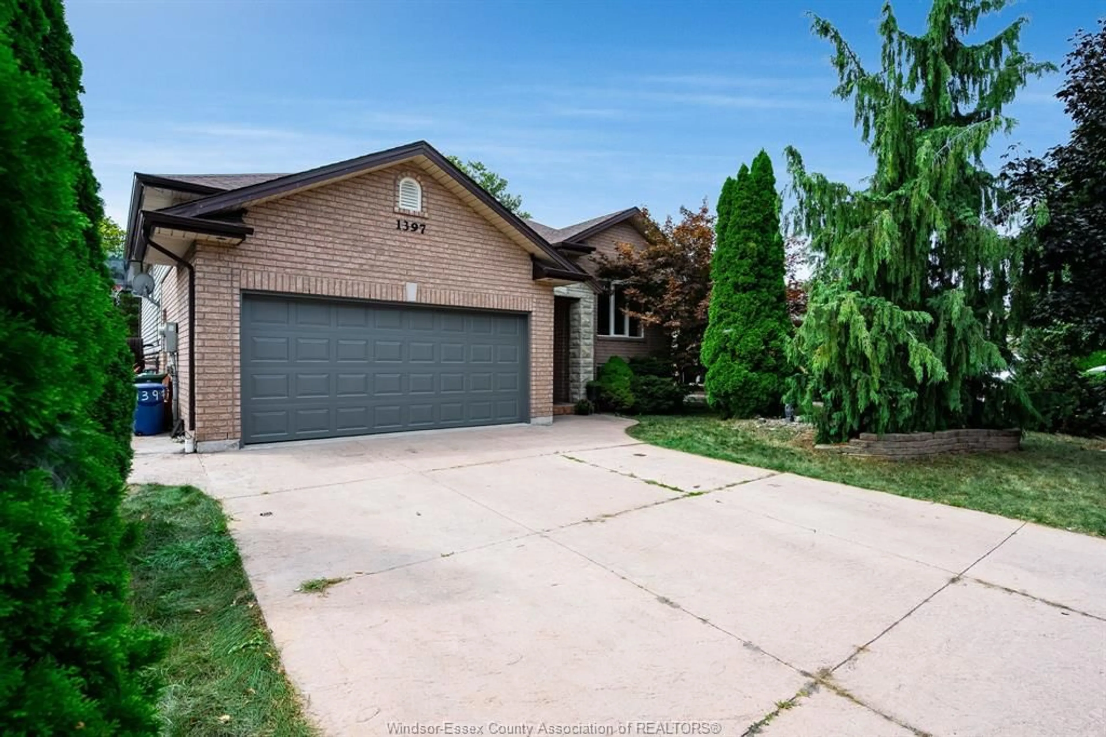 Home with brick exterior material, street for 1397 Morningstar Ave, Tecumseh Ontario N8P 1R3