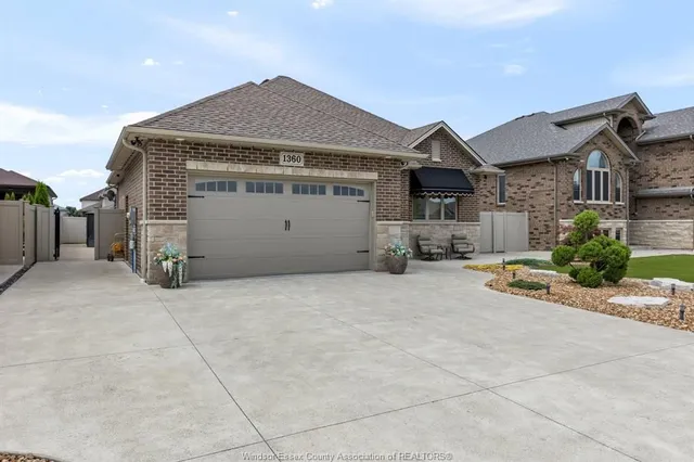 1360 LEGENDS Lane, Lakeshore 2
