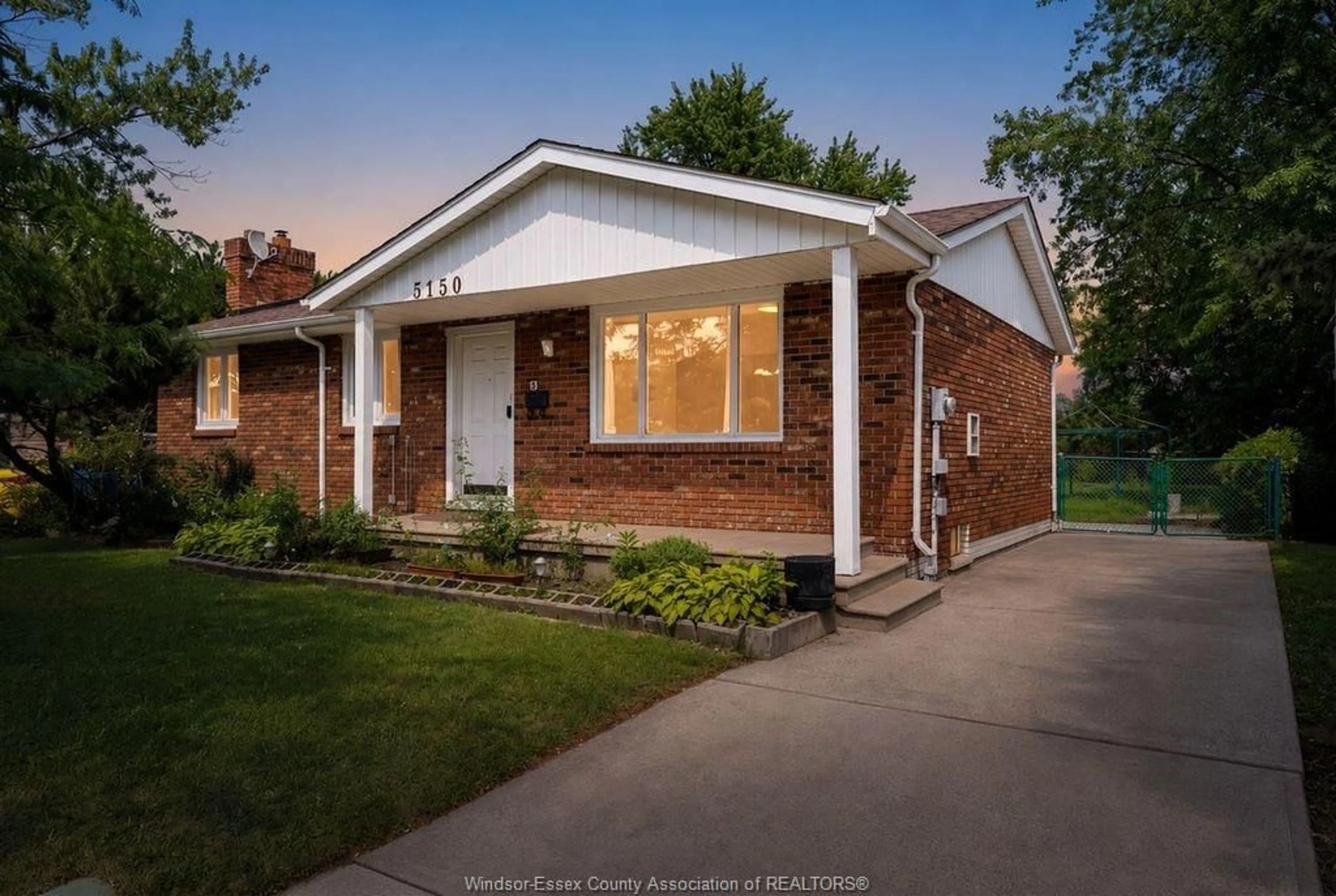 Home with brick exterior material, street for 3150 FOREST GLADE, Windsor Ontario N8R 1Z2