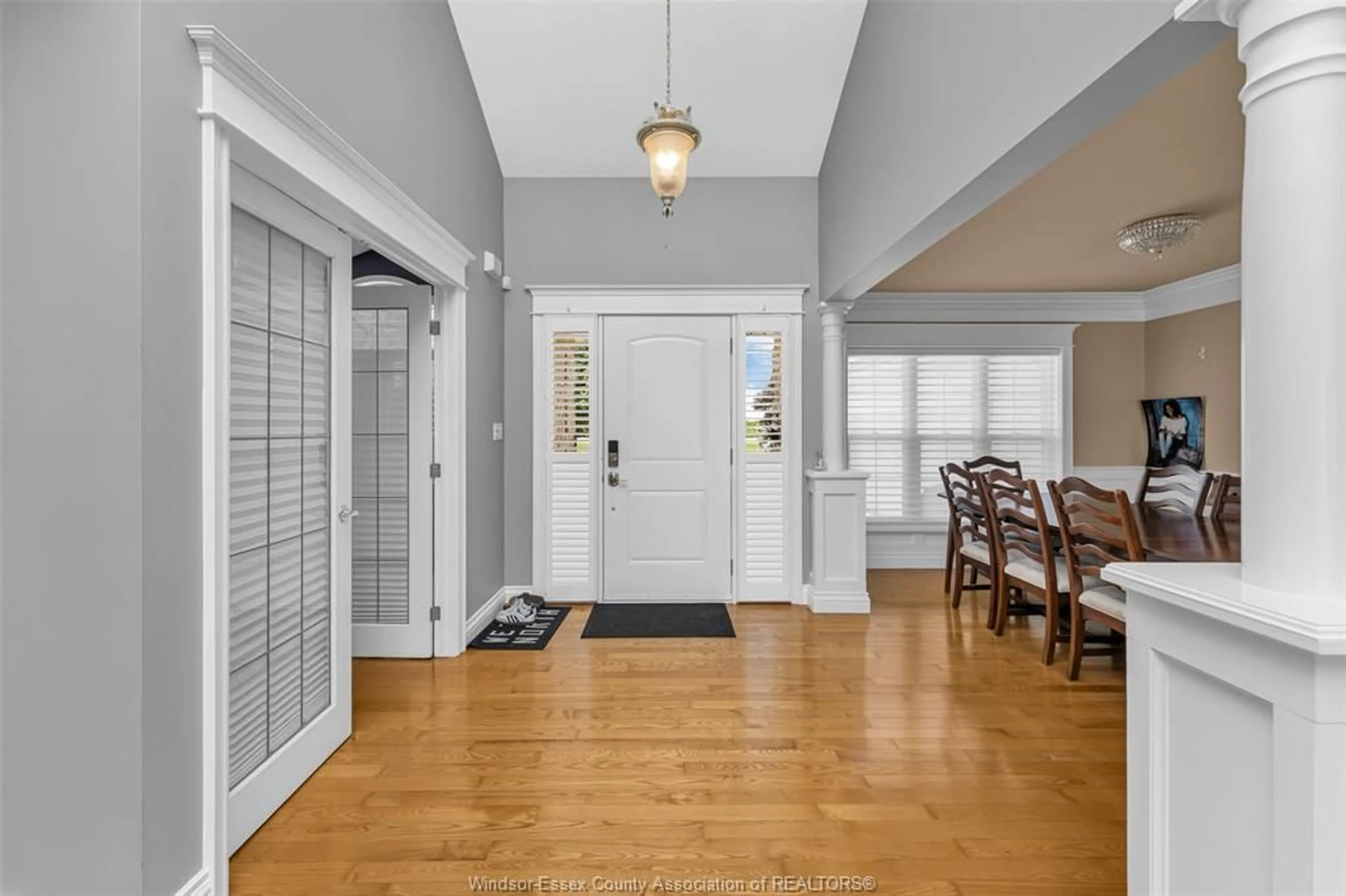 Indoor entryway for 6258 TALBOT Trail, Merlin Ontario N0P 1W0