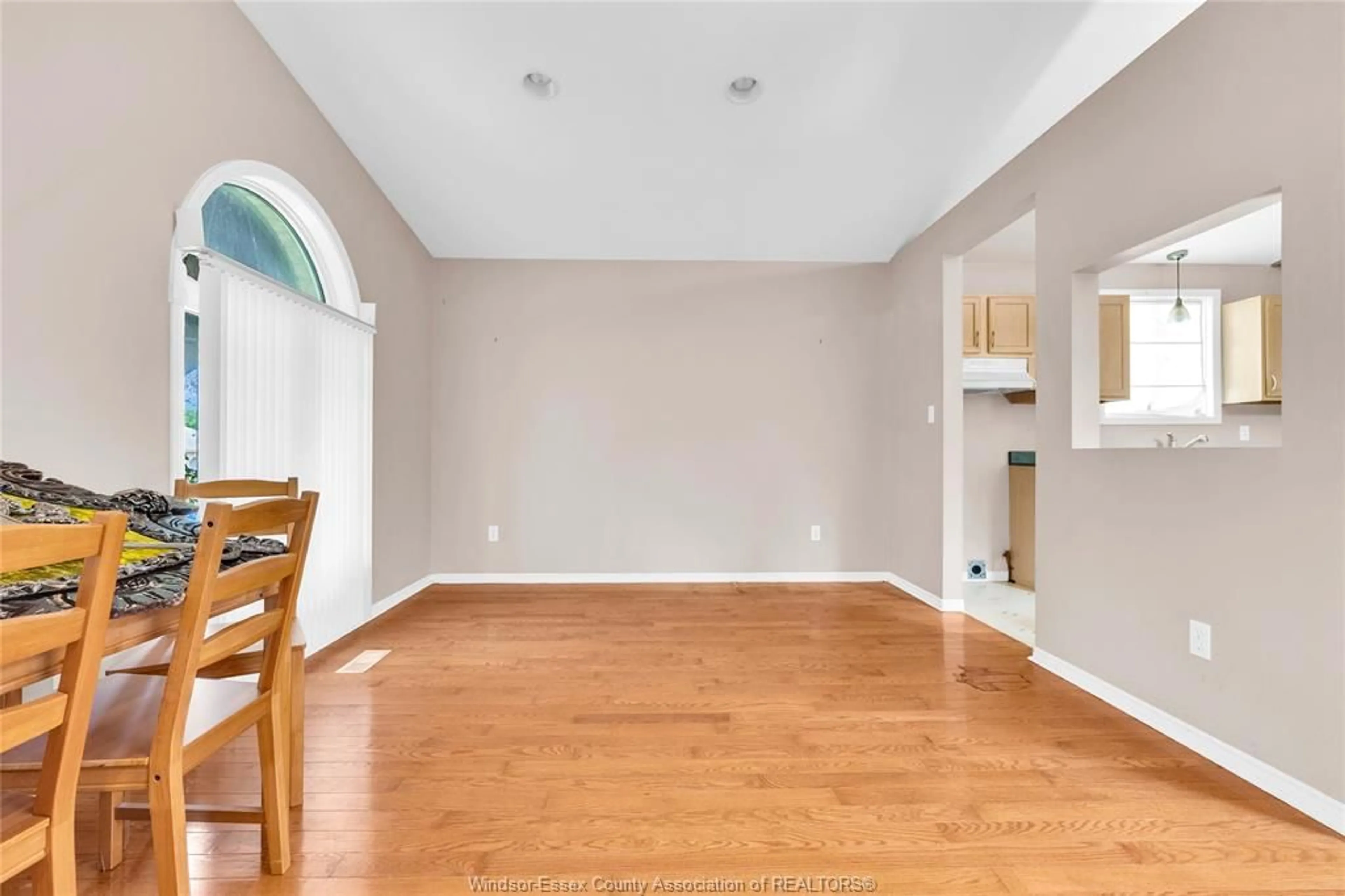 Unknown for 2722 CAPPELLETTO, Windsor Ontario N8W 5N1