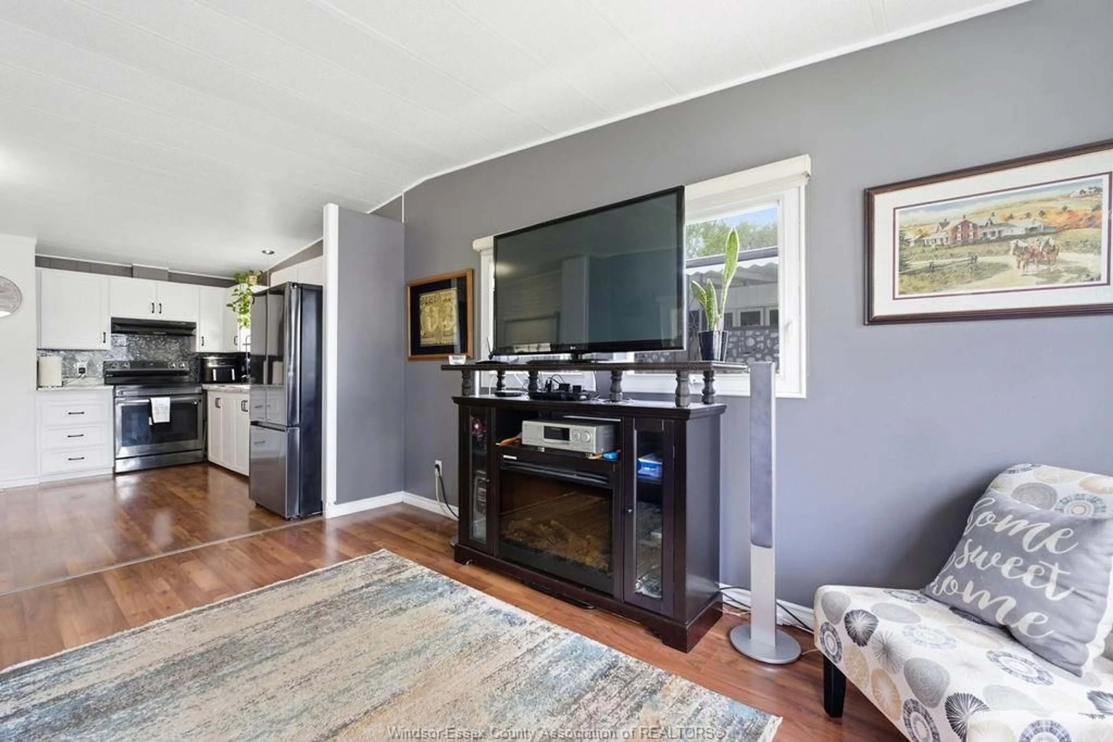 Unknown for 4 MALDEN HILL, Amherstburg Ontario N9V 3E1