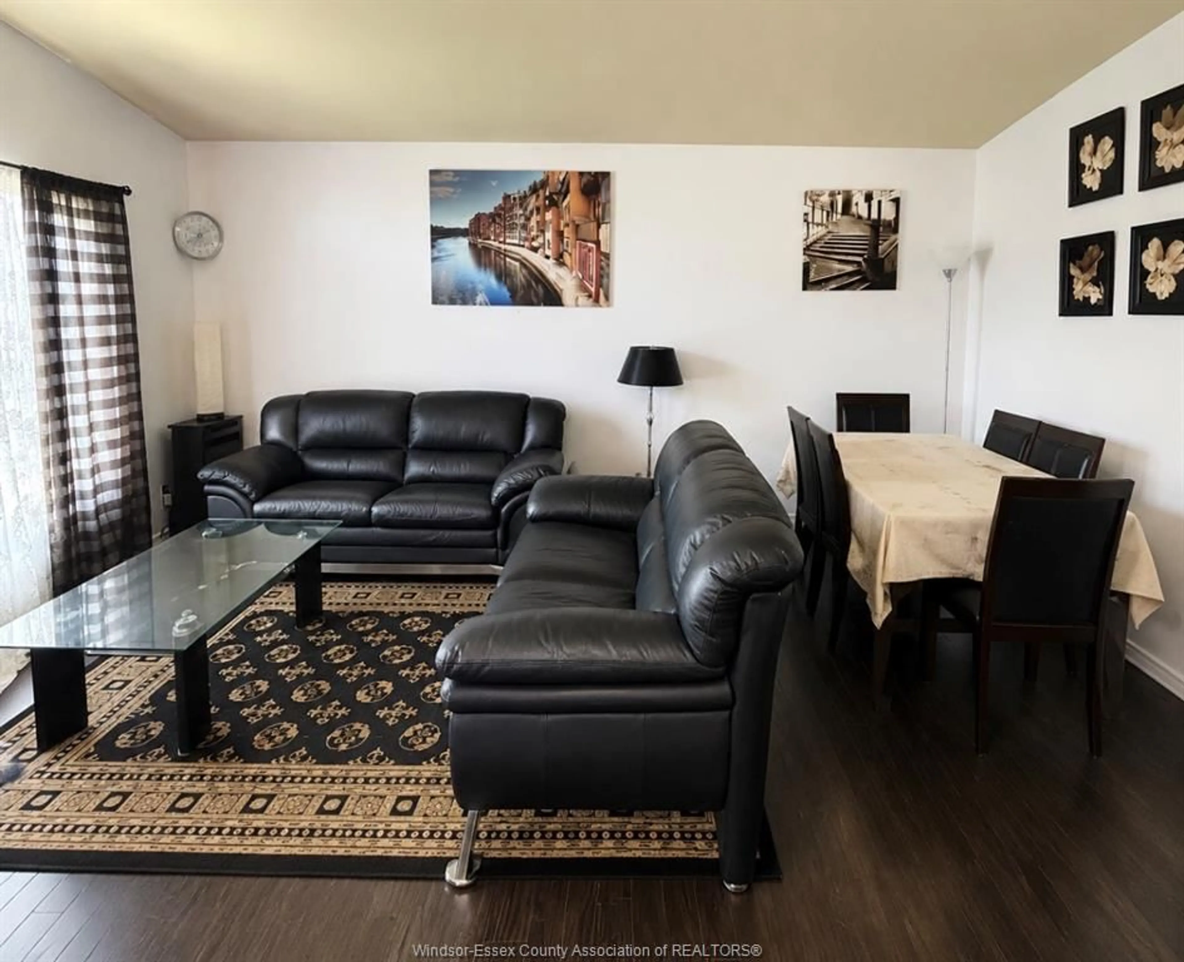 Living room with furniture, wood/laminate floor for 5 ALLEN Crt, Amherstburg Ontario N9V 3Z4
