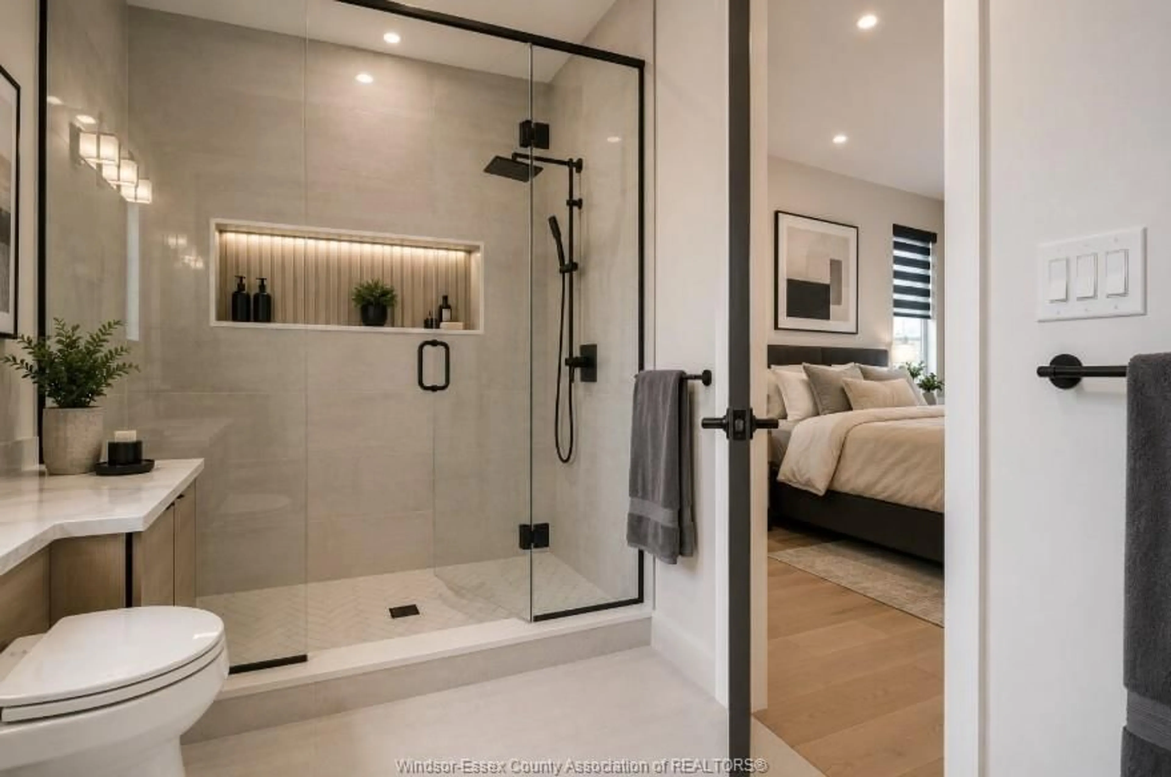 Contemporary bathroom, ceramic/tile floor for 100 CAROLINA WOODS, Leamington Ontario N8H 5N2
