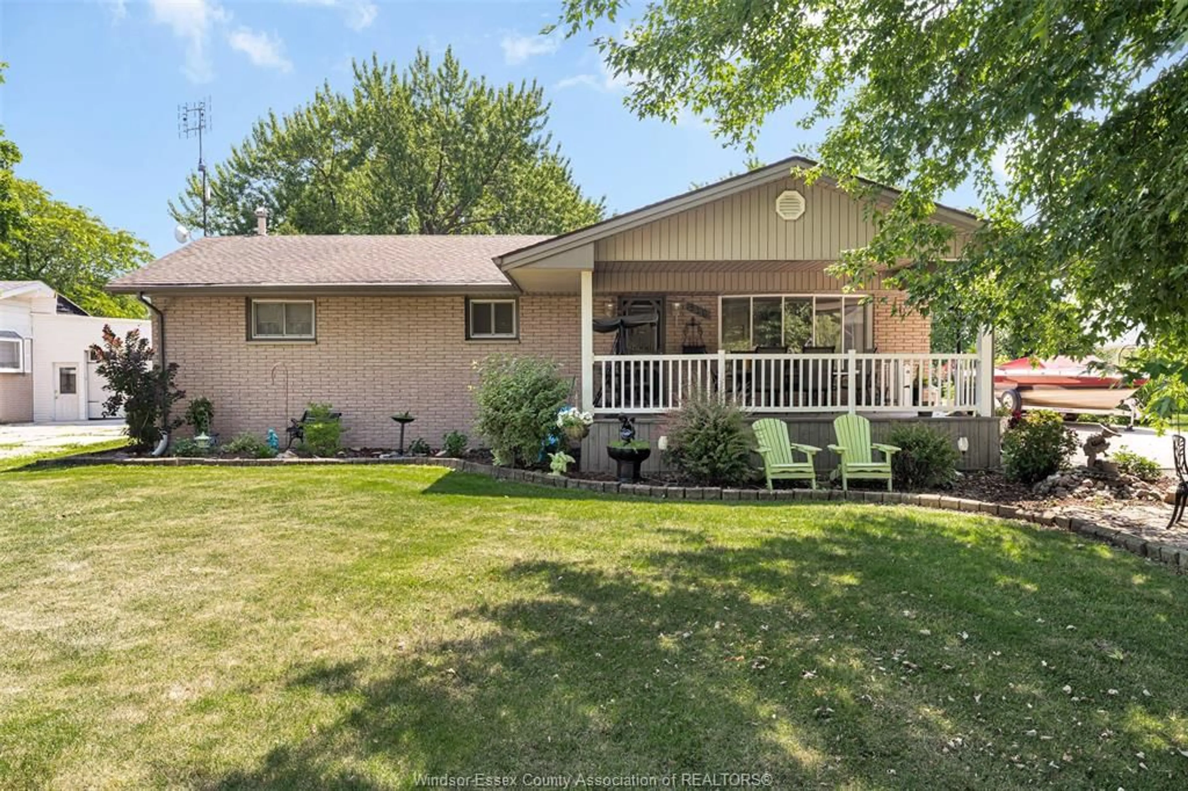 Home with vinyl exterior material, street for 316 EAST RUSCOM RIVER Rd, St. Joachim Ontario N0R 1S0