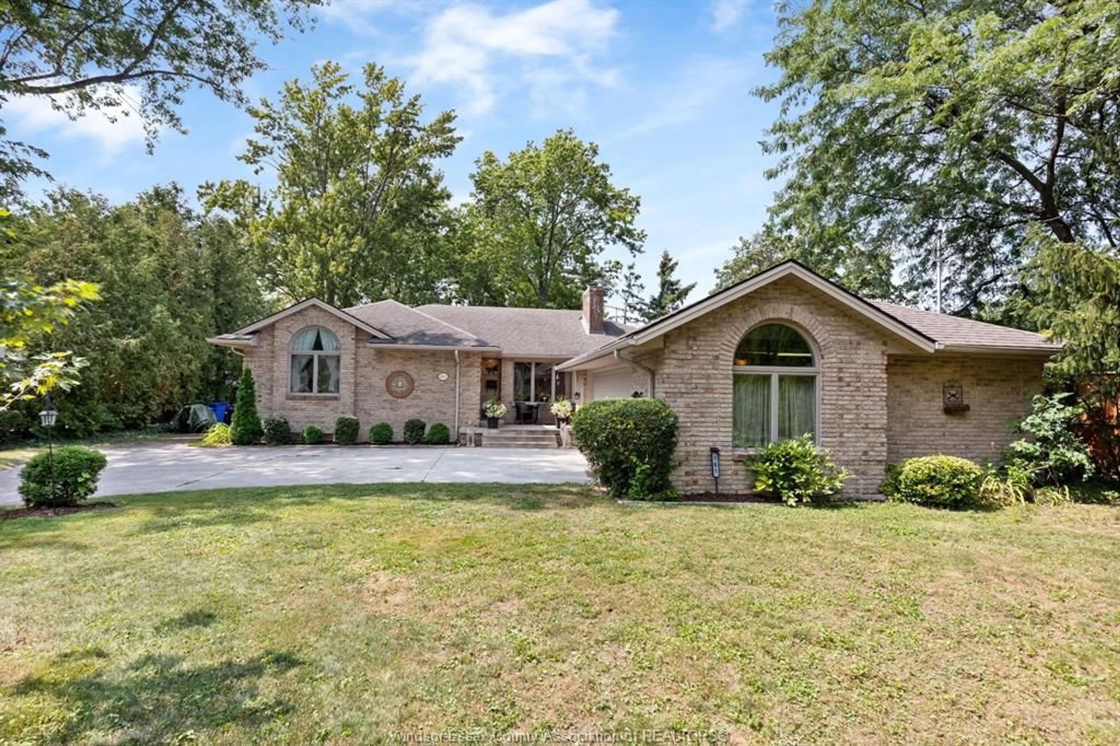 Home with brick exterior material, unknown for 161 LACASSE Blvd, Tecumseh Ontario N8N 2B4