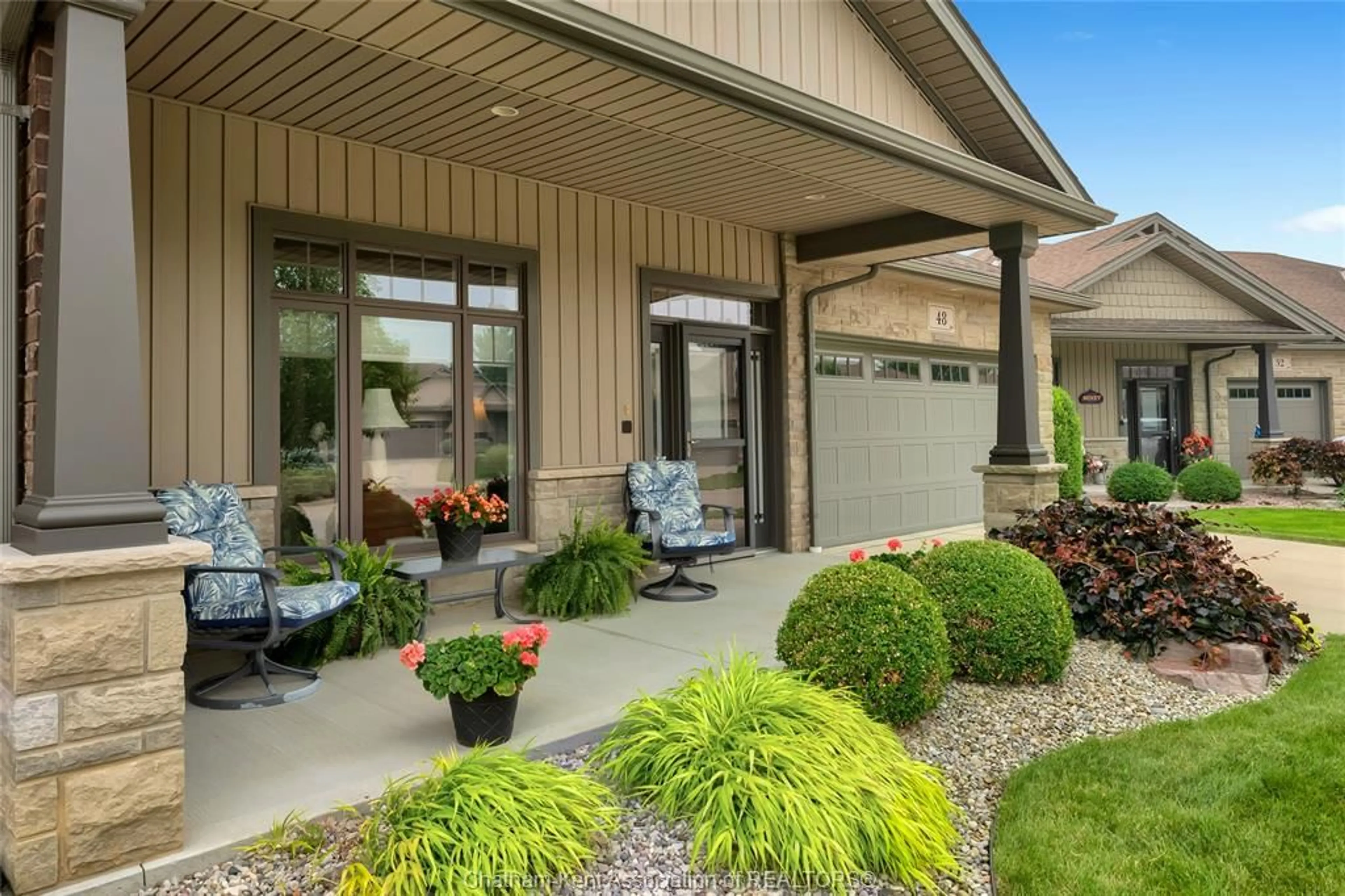 Indoor entryway for 48 Veranda Crt, Chatham Ontario N7L 0B4