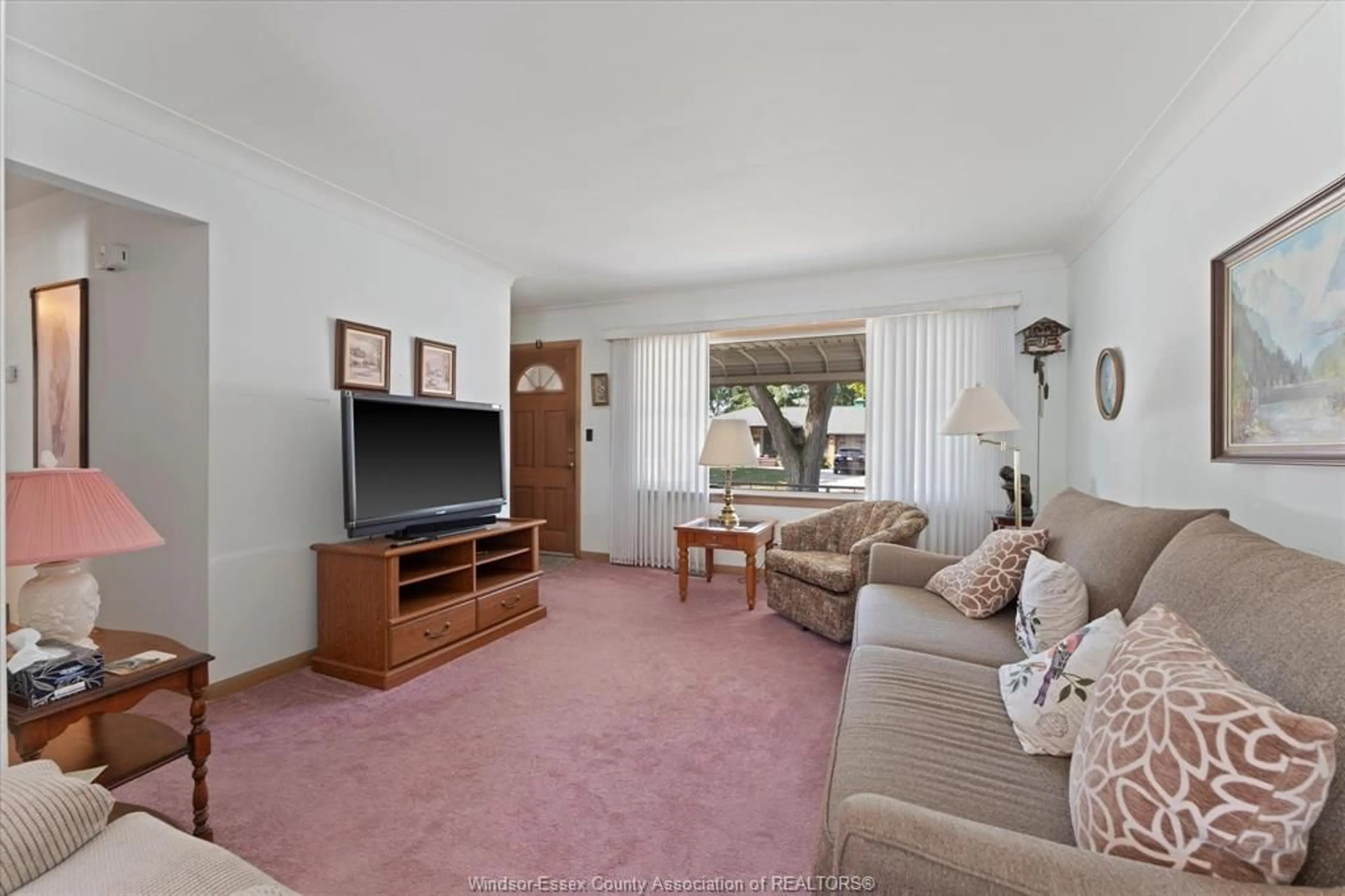 Living room with furniture, unknown for 1280 Parkview Ave, Windsor Ontario N8S 2Y1