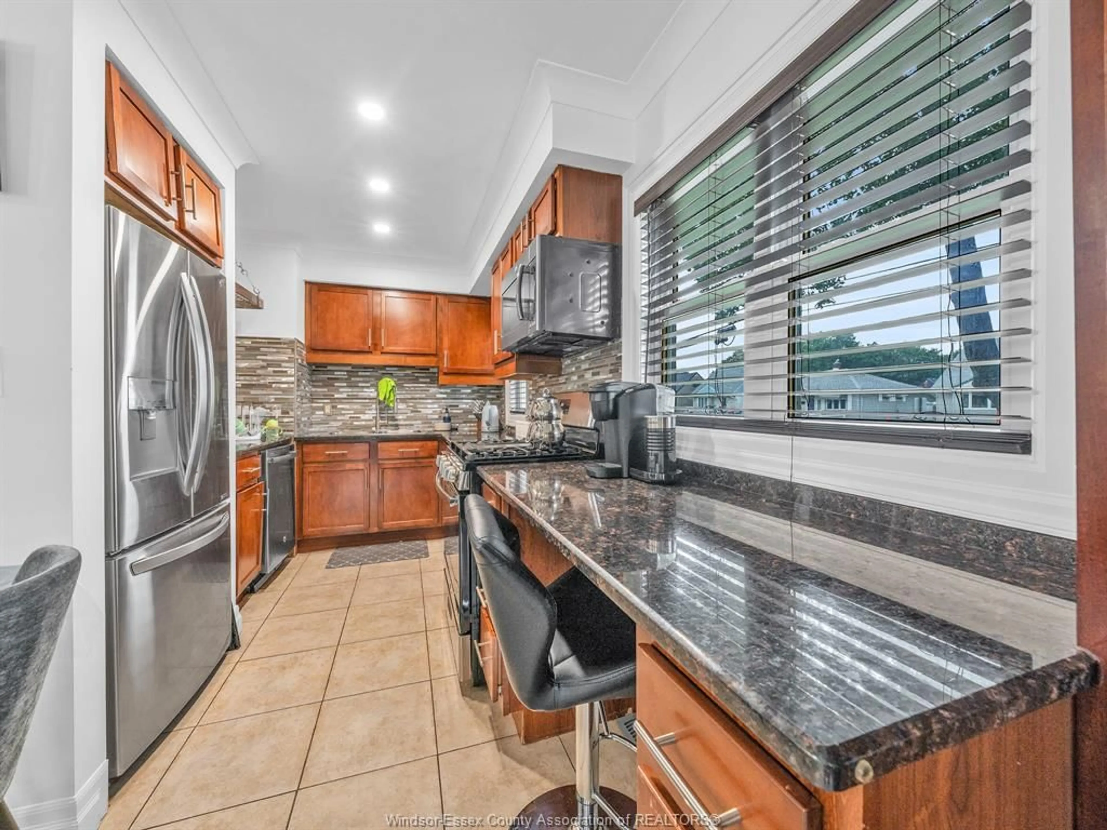 Open concept kitchen, ceramic/tile floor for 4891 SEMINOLE, Windsor Ontario N9V 0A2