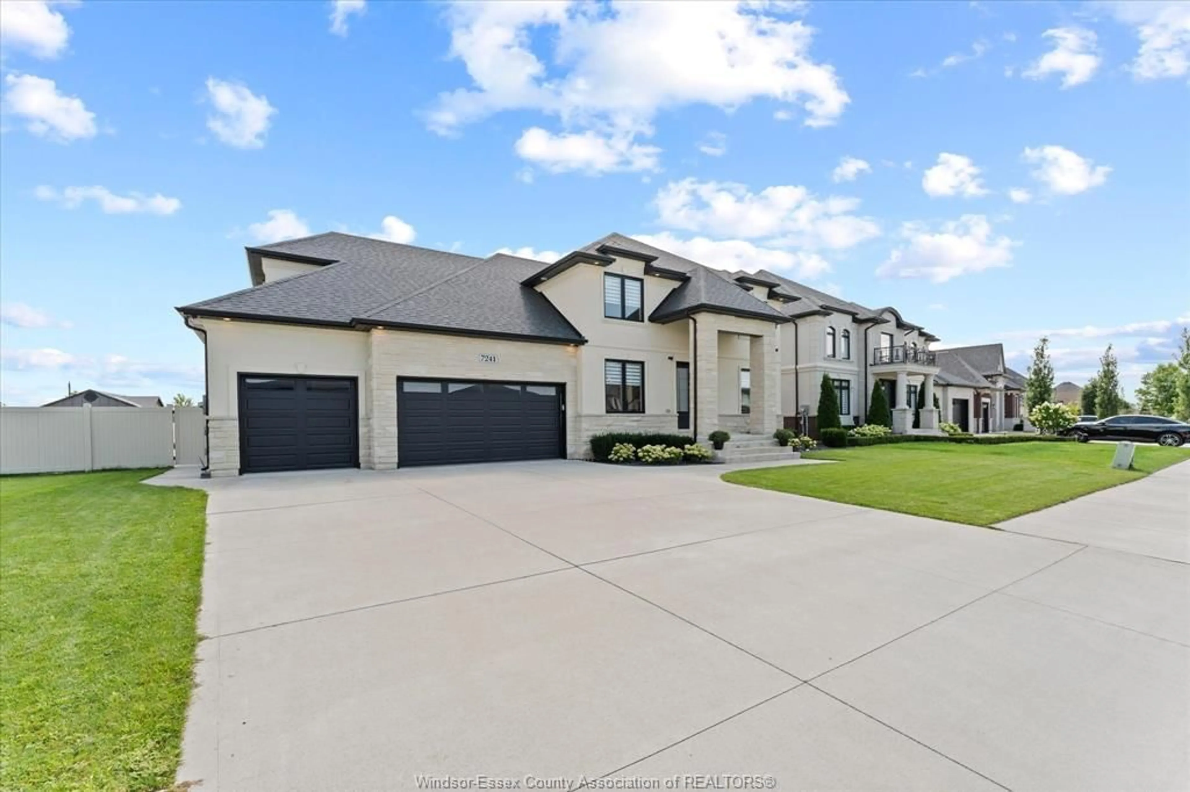 Unknown for 7241 MEO Blvd, LaSalle Ontario N9H 0L5