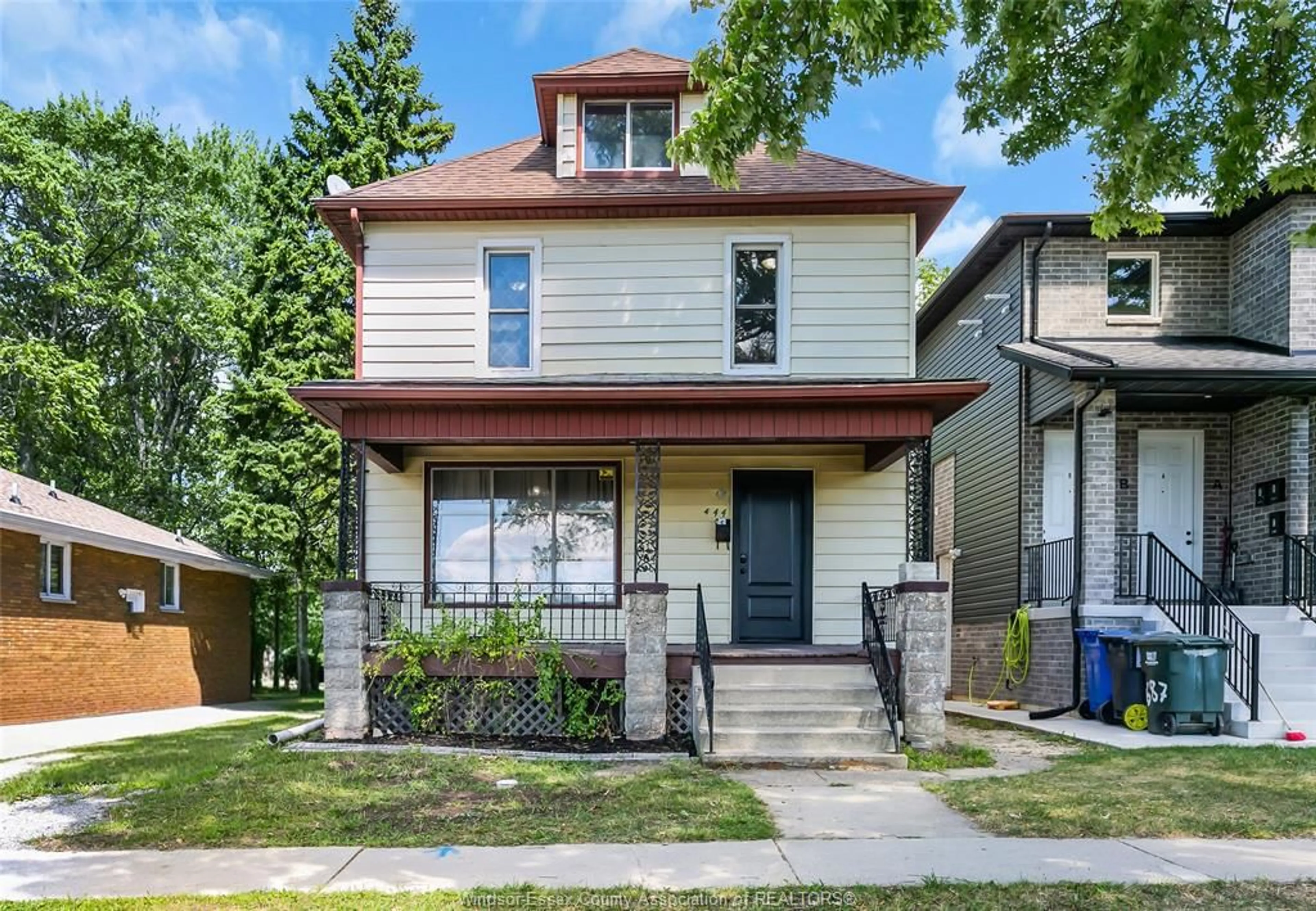 Home with brick exterior material, street for 444 CRAWFORD, Windsor Ontario N9A 5C4