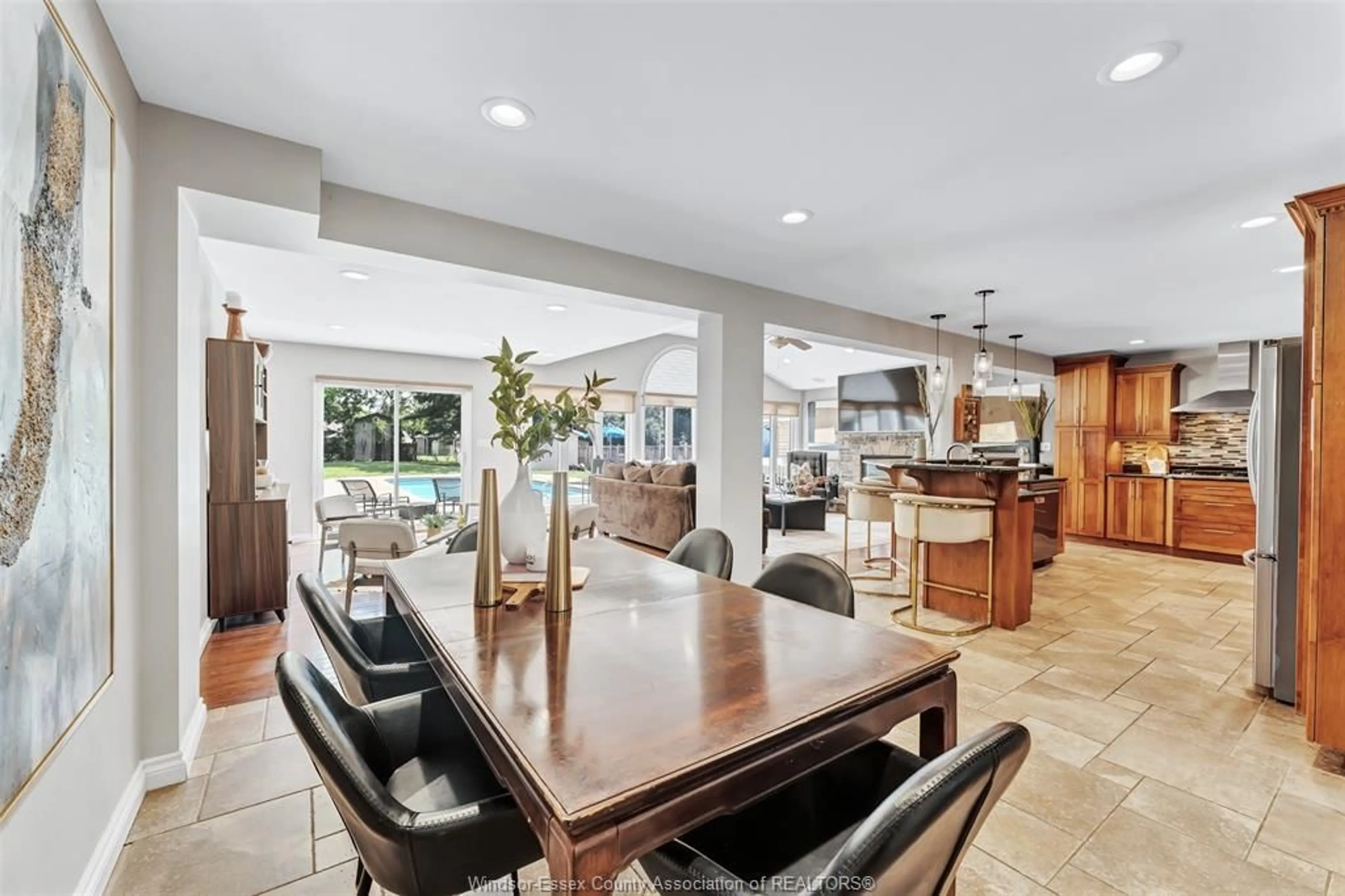 Open concept kitchen, ceramic/tile floor for 845 CABANA Rd, Windsor Ontario N9G 1A8