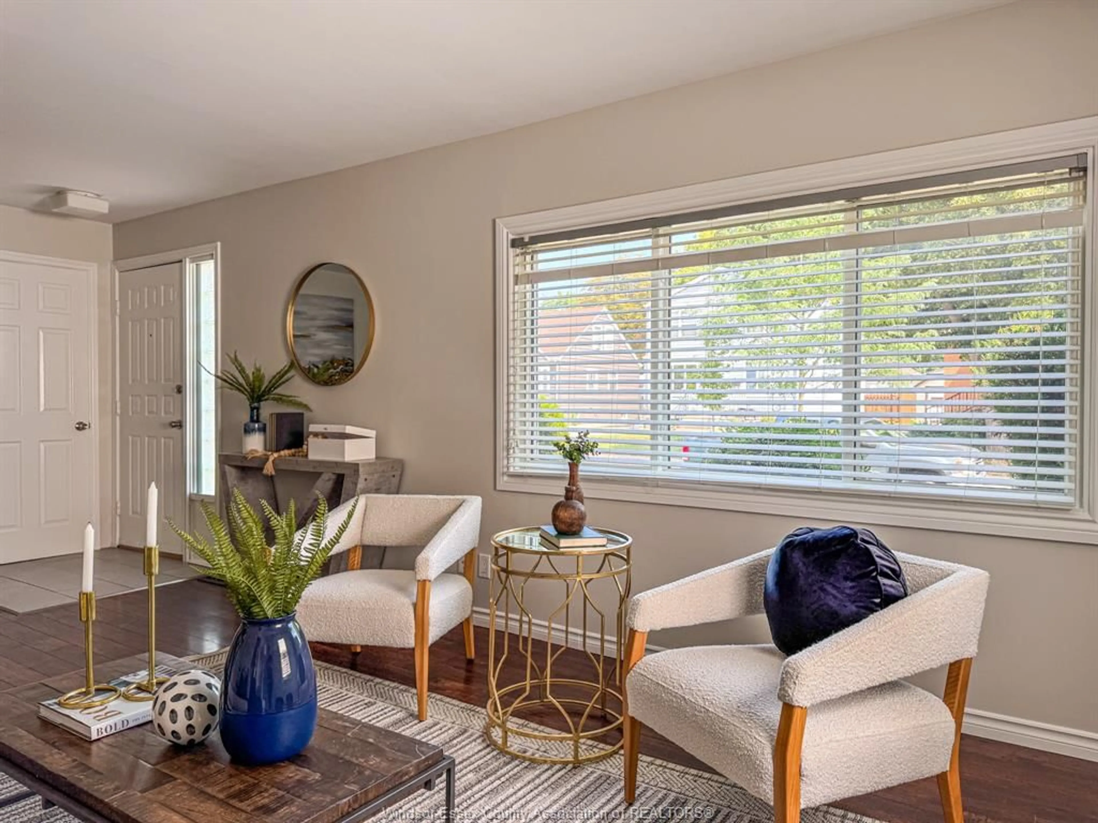 Living room with furniture, wood/laminate floor for 2529 ALEXIS, Windsor Ontario N8W 3Z6