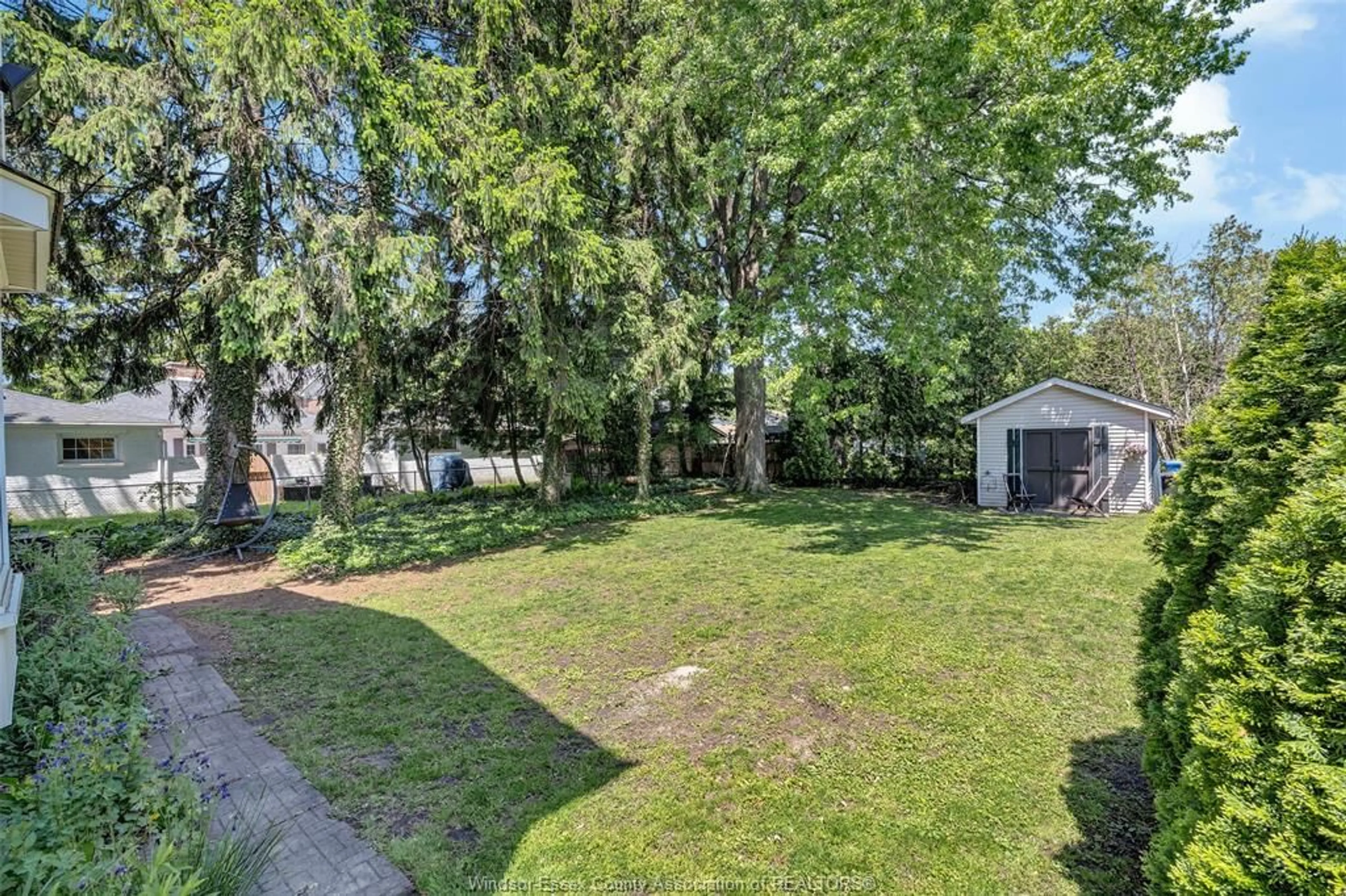 A pic from outside/outdoor area/front of a property/back of a property/a pic from drone, street for 326 CORONADO, Tecumseh Ontario N8N 2E4