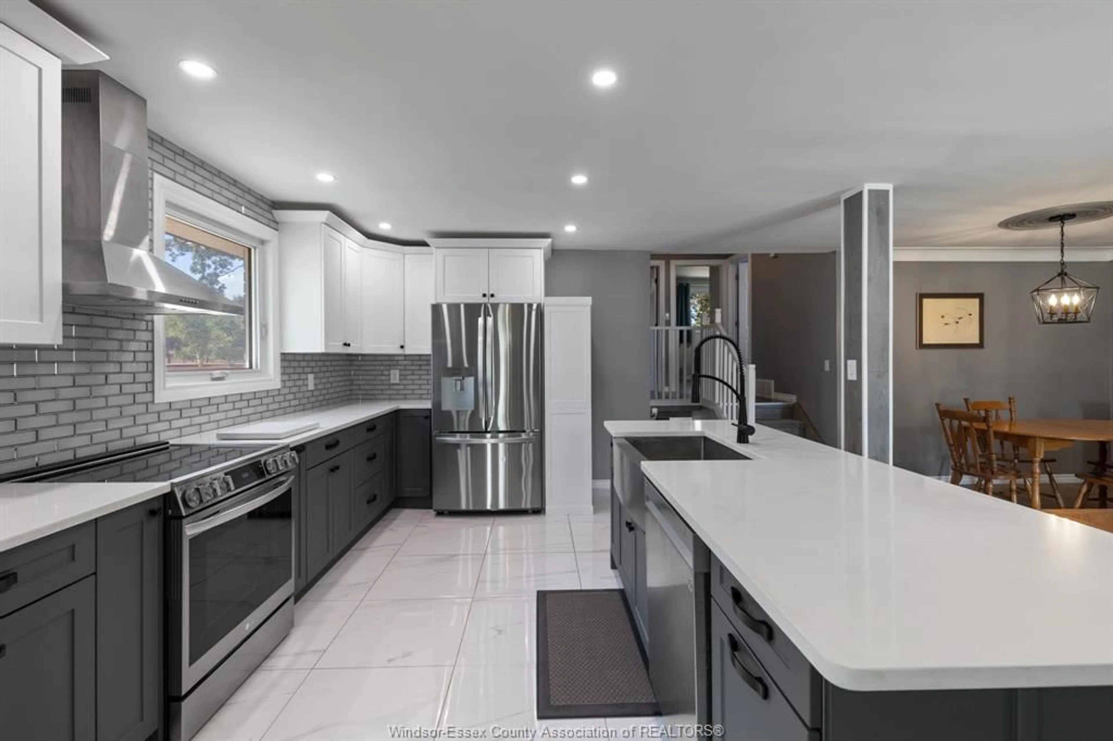 Contemporary kitchen, ceramic/tile floor for 573 LESPERANCE Rd, Tecumseh Ontario N8W 1W5