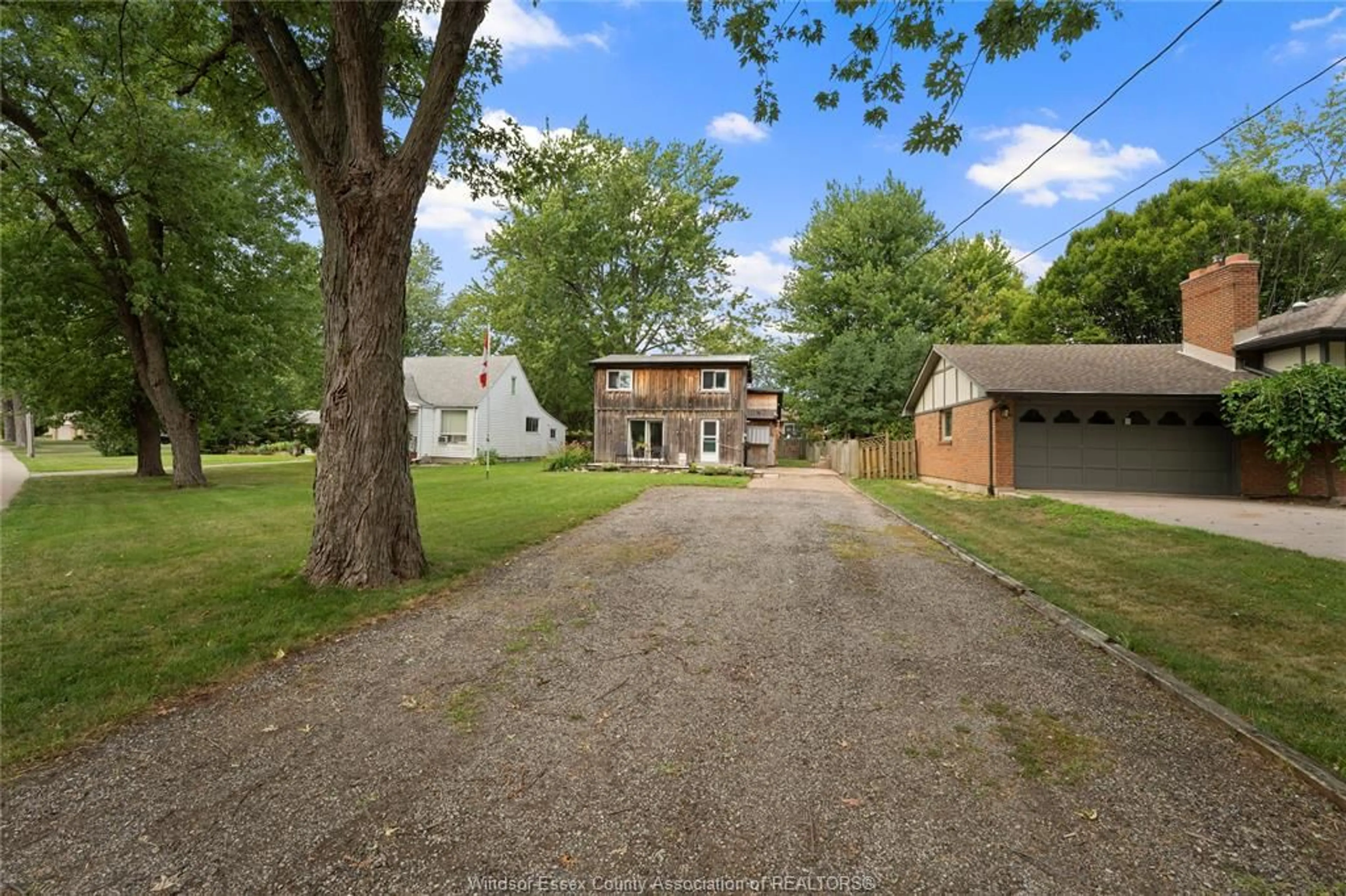 A pic from outside/outdoor area/front of a property/back of a property/a pic from drone, street for 276 WEST BELLE RIVER Rd, Belle River Ontario N0R 1A0