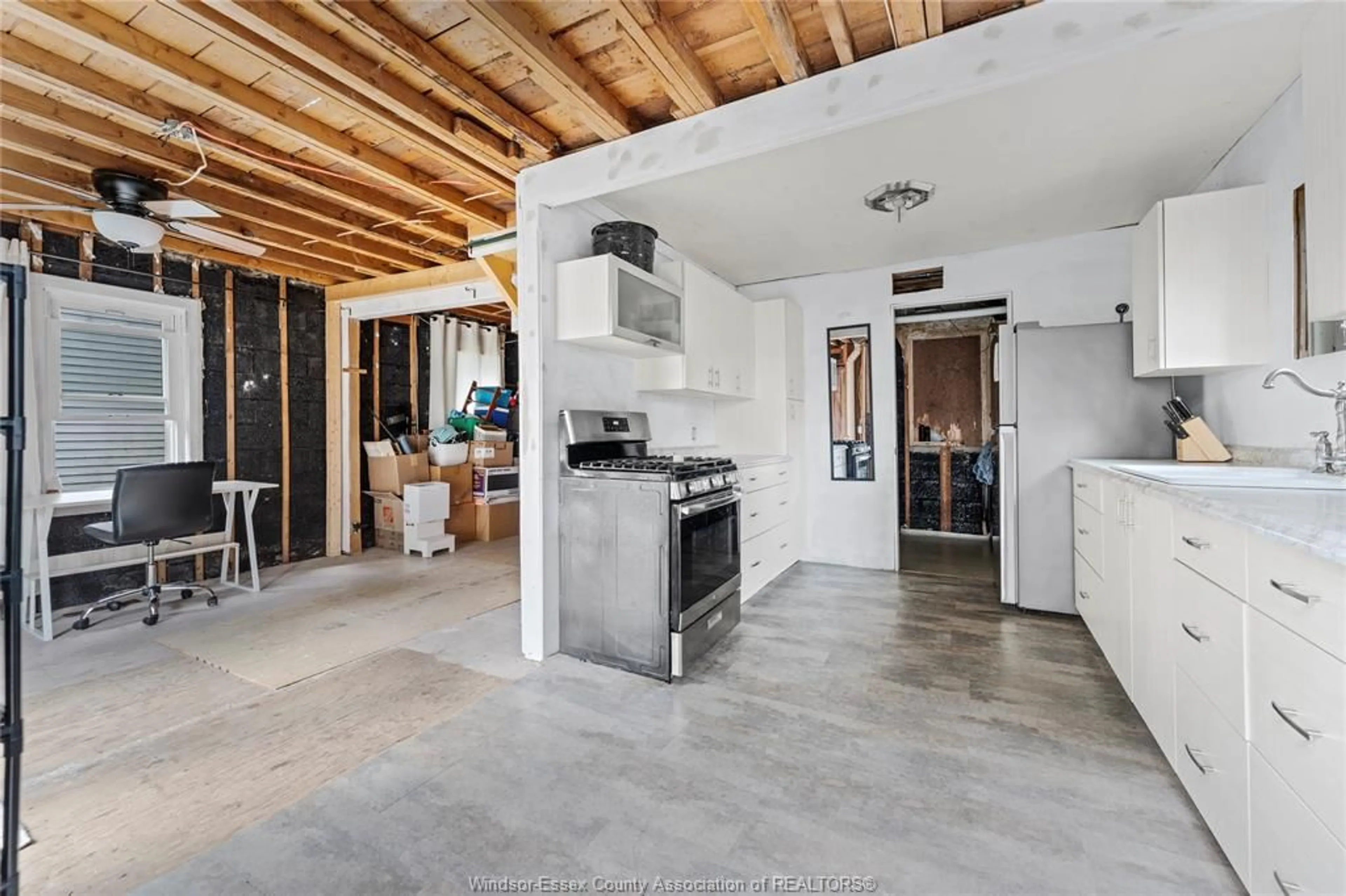 Open concept kitchen, unknown for 276 WEST BELLE RIVER Rd, Belle River Ontario N0R 1A0