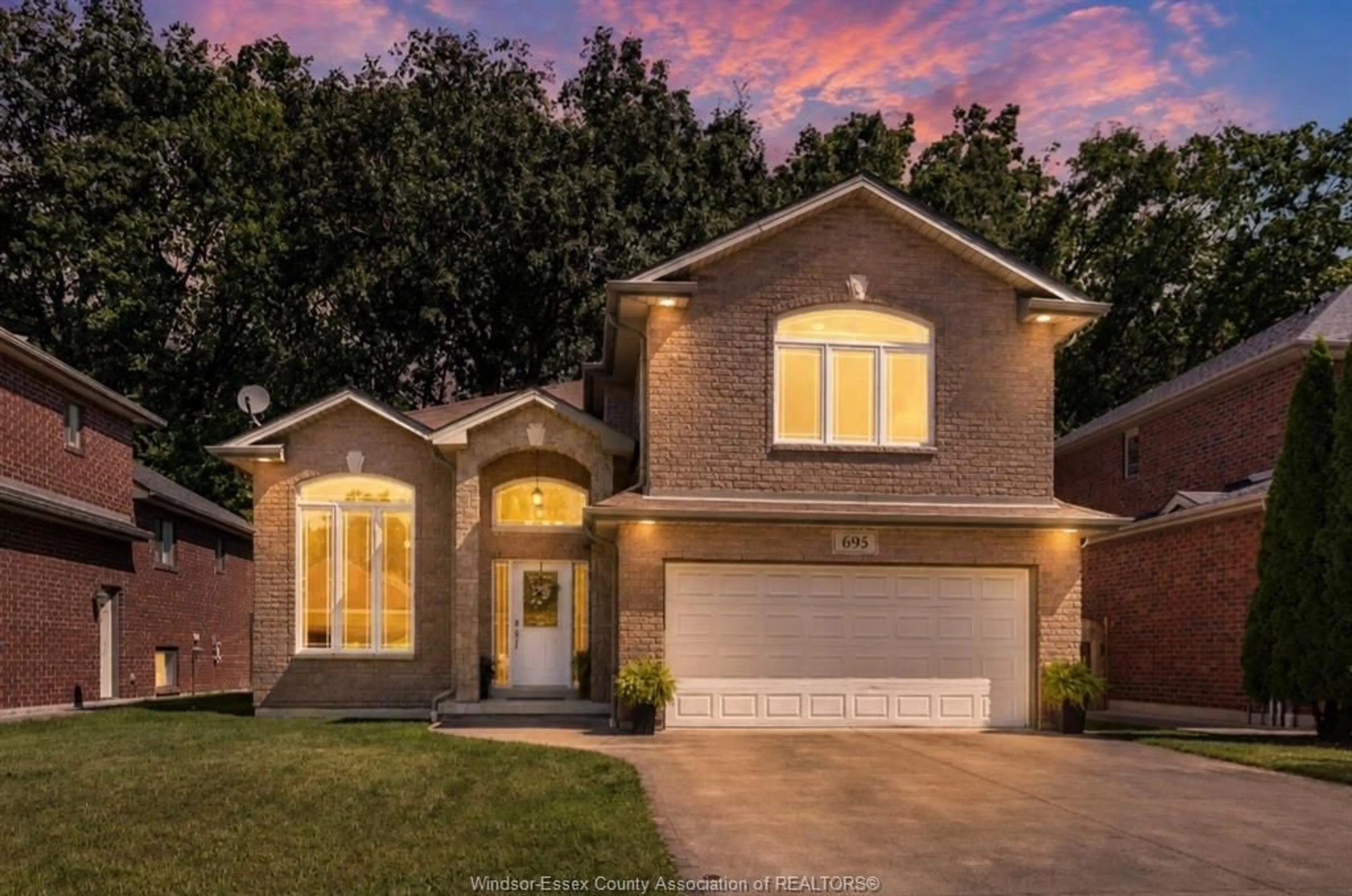 Home with brick exterior material, street for 695 INTERNATIONAL Ave, LaSalle Ontario N9J 0A5