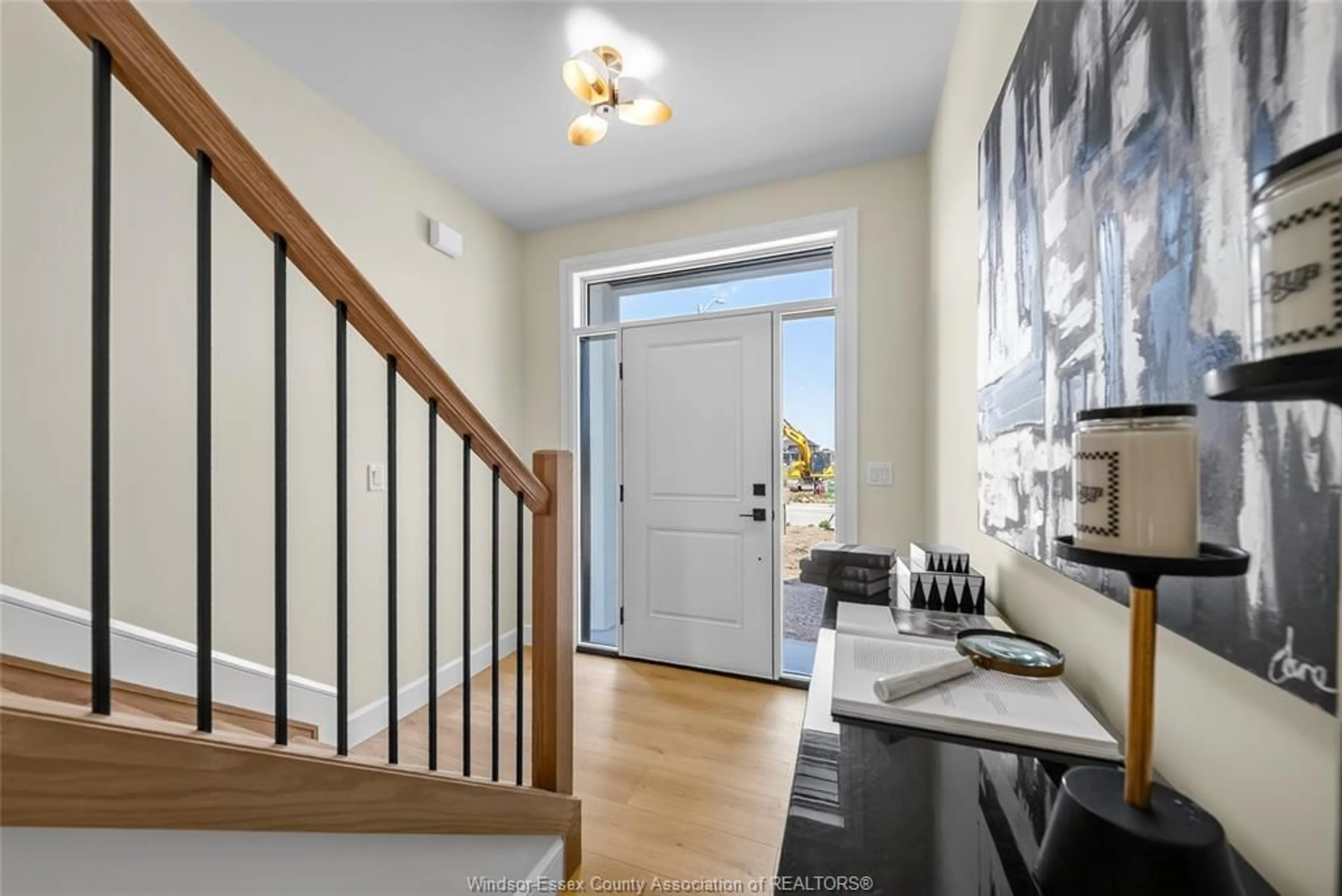 Indoor entryway for 519 FLETCHER, Lakeshore Ontario N0R 1A0