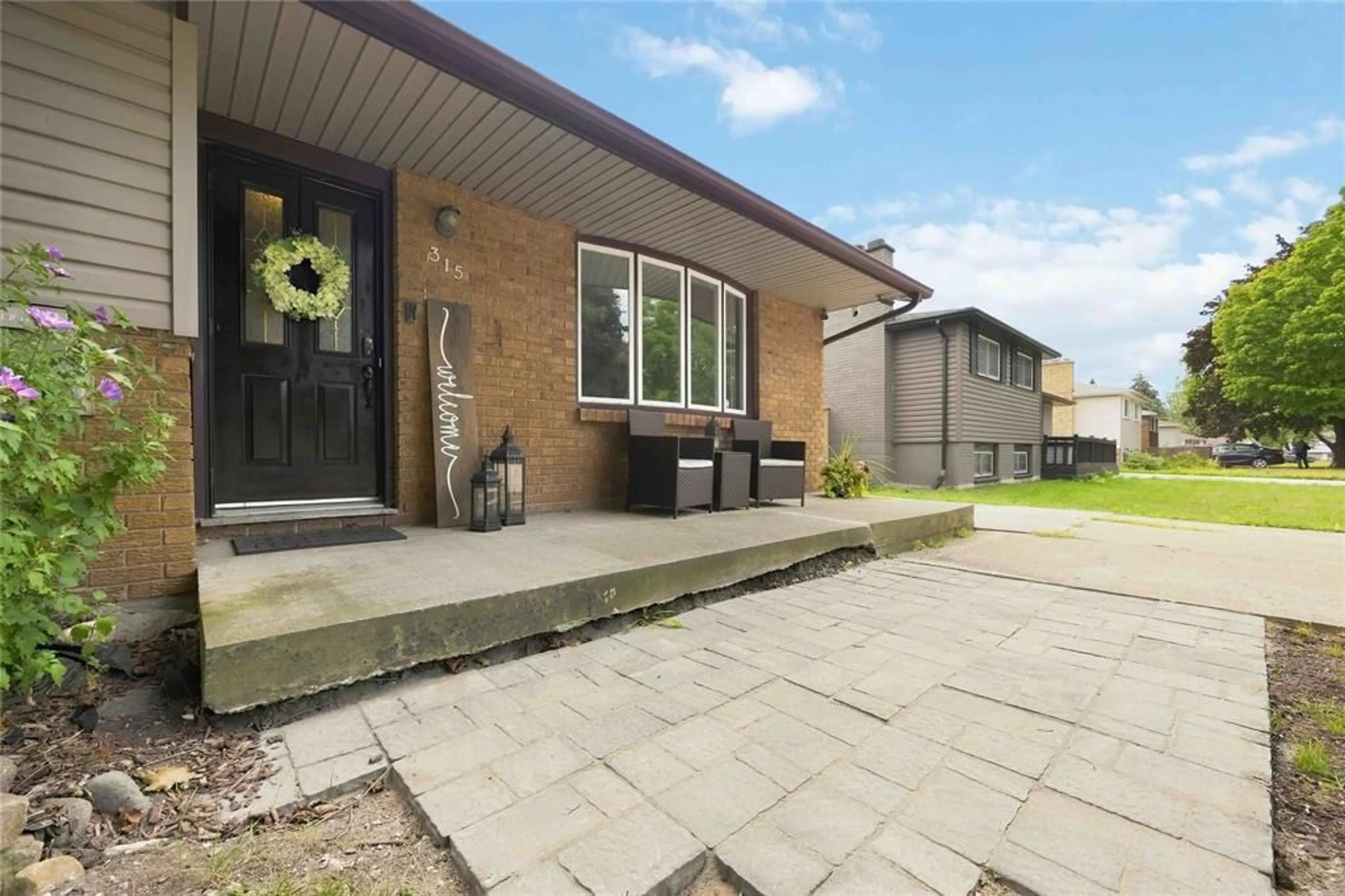 Unknown for 315 Brentwood Cres, St Clair Ontario N0N 1G0