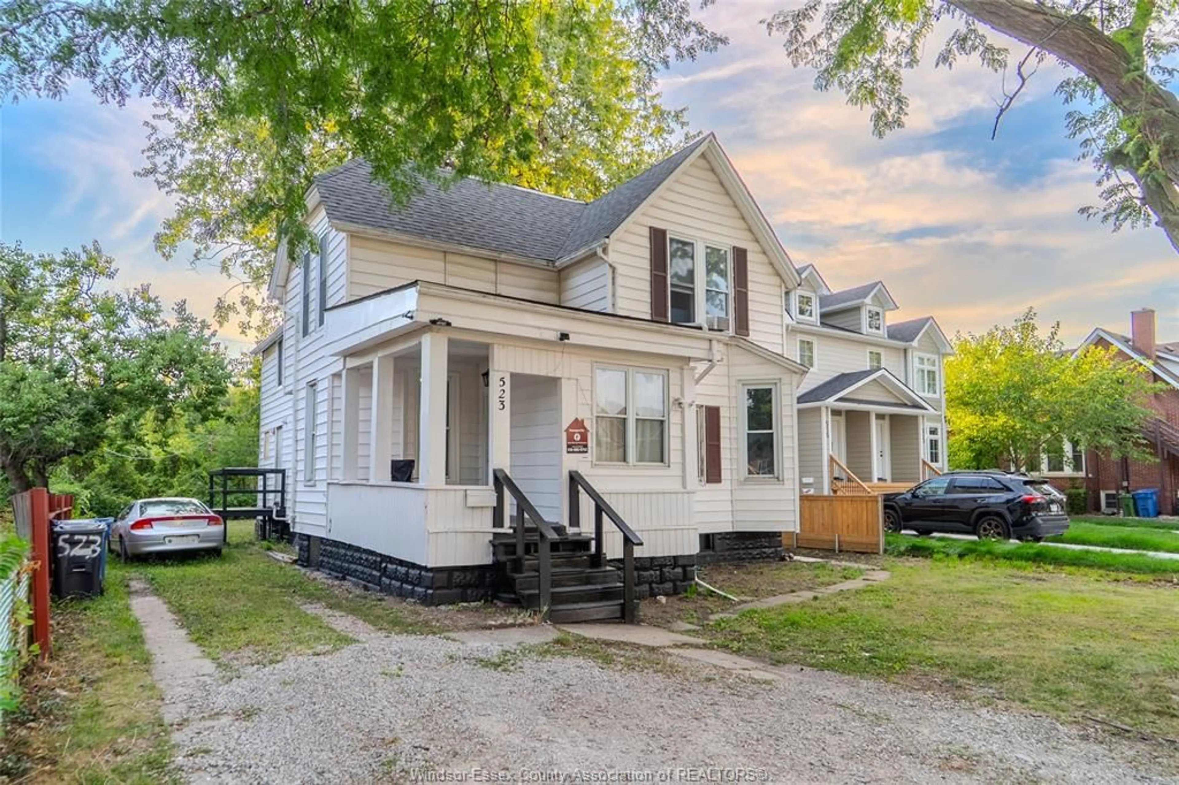 A pic from outside/outdoor area/front of a property/back of a property/a pic from drone, street for 523 Caron Ave, Windsor Ontario N8T 1C1
