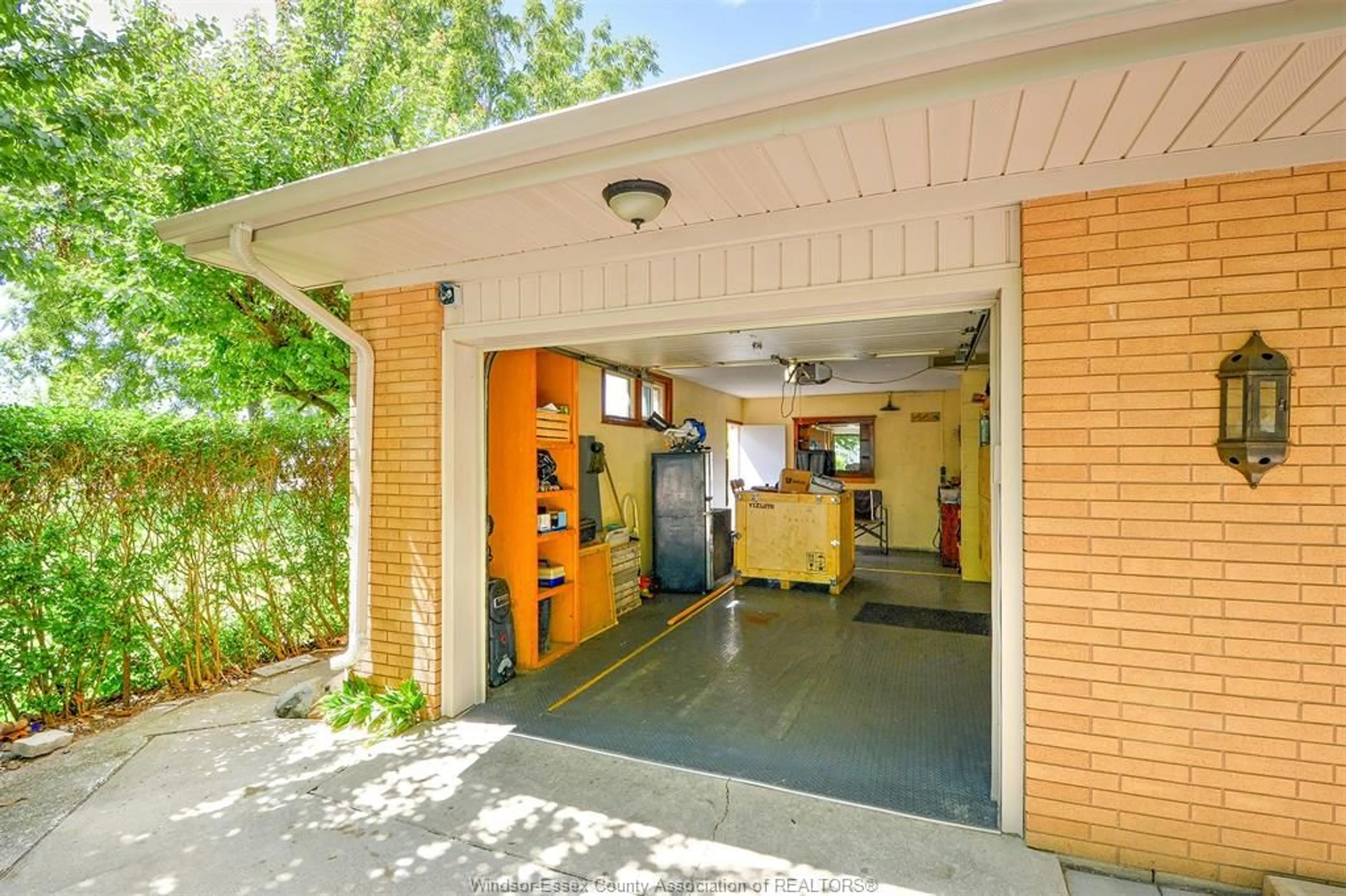 Unknown for 116 QUEENS Ave, Leamington Ontario N8H 3H4