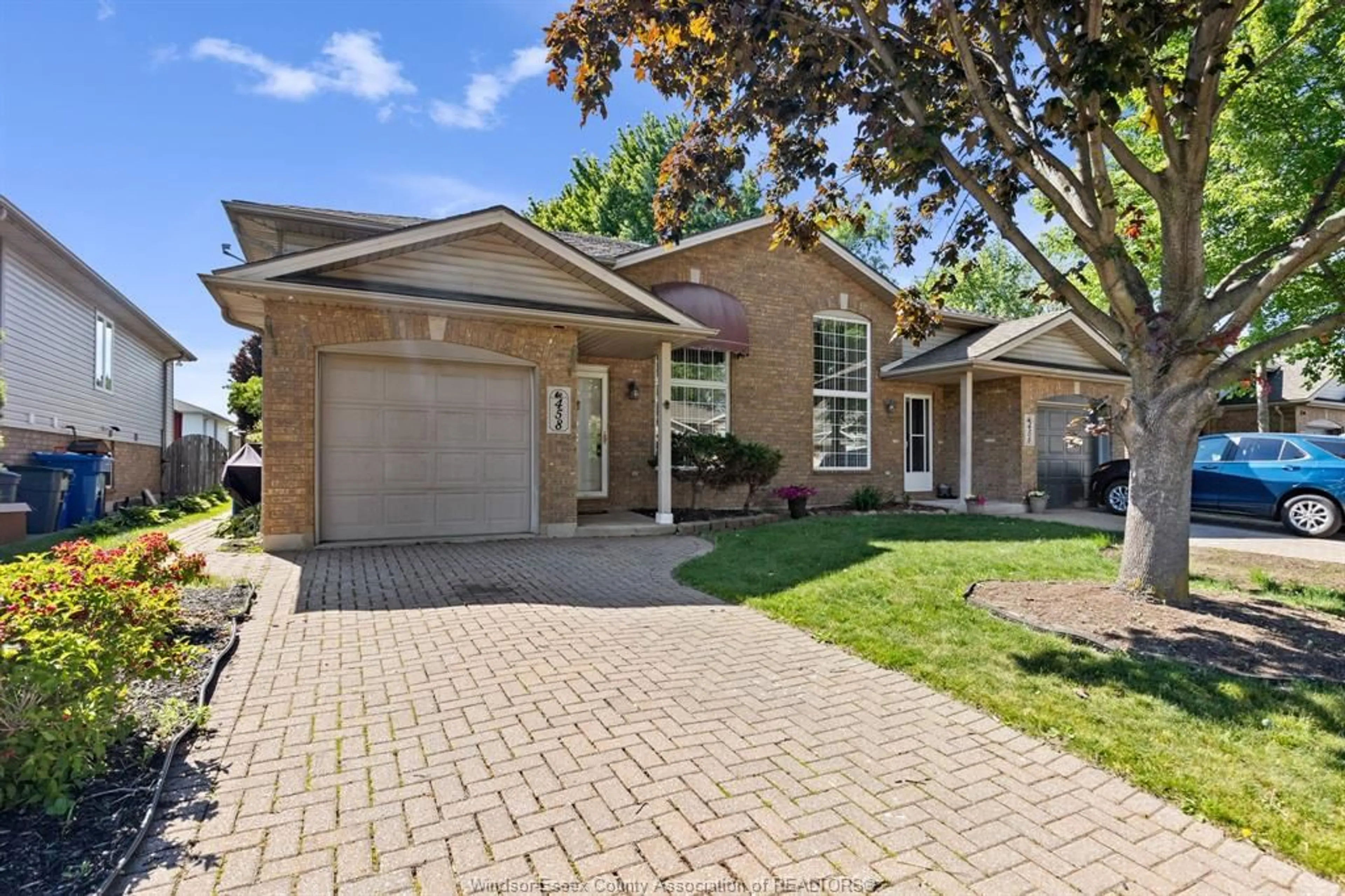 Home with brick exterior material, street for 458 MERRILL, LaSalle Ontario N9J 3N7