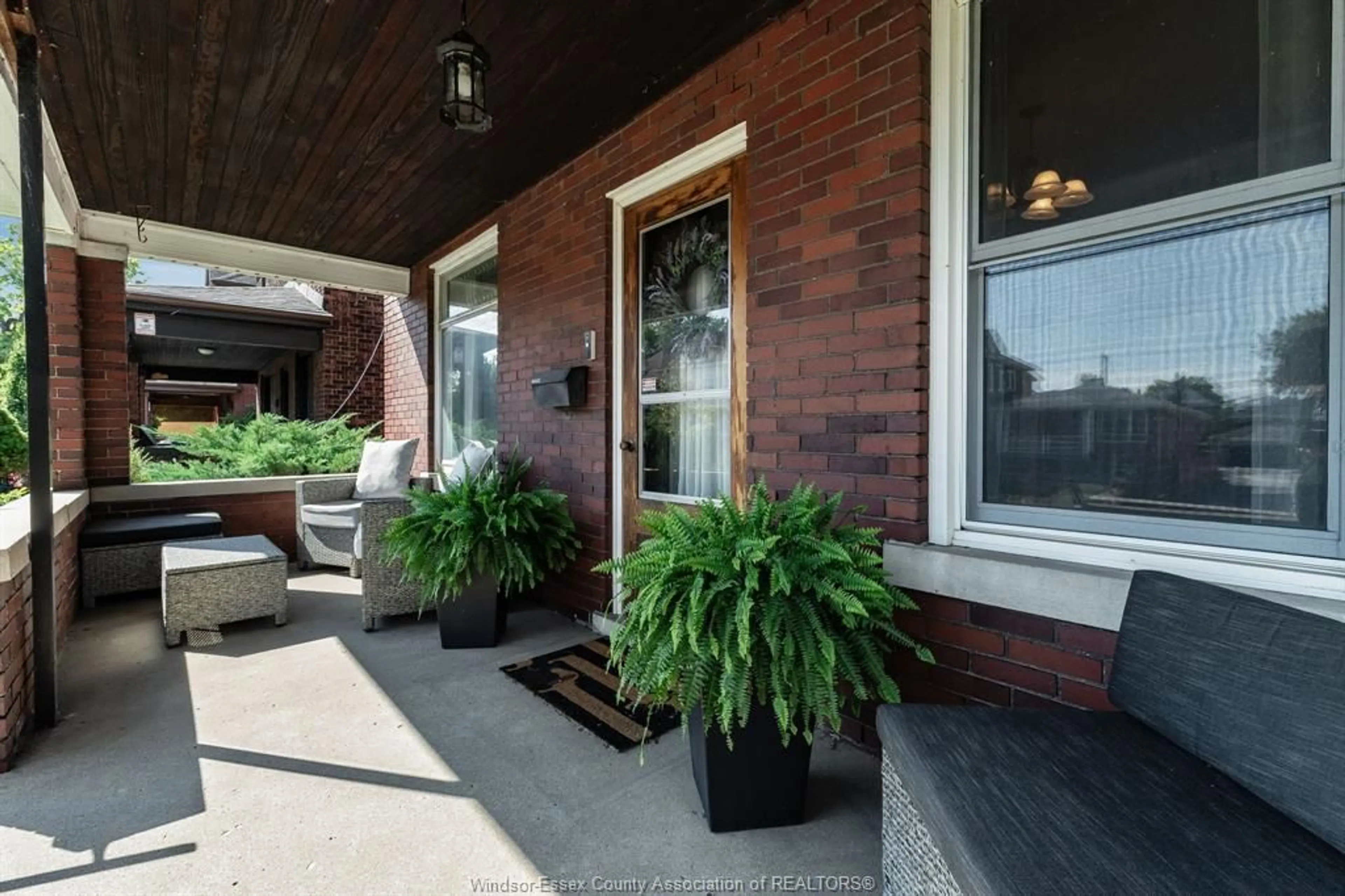Unknown for 203 Moy Ave, Windsor Ontario N9A 2N1