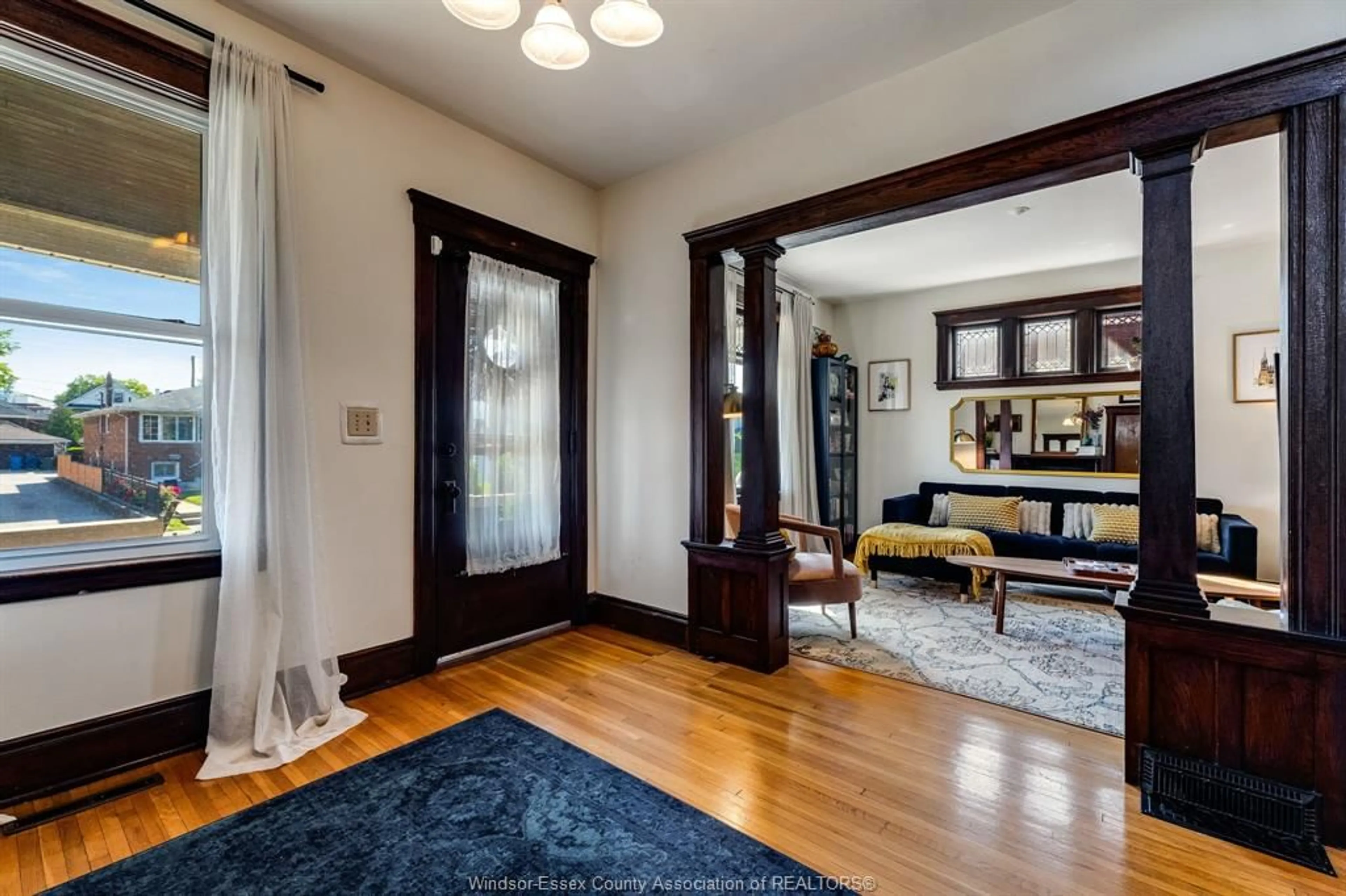 Indoor entryway for 203 Moy Ave, Windsor Ontario N9A 2N1