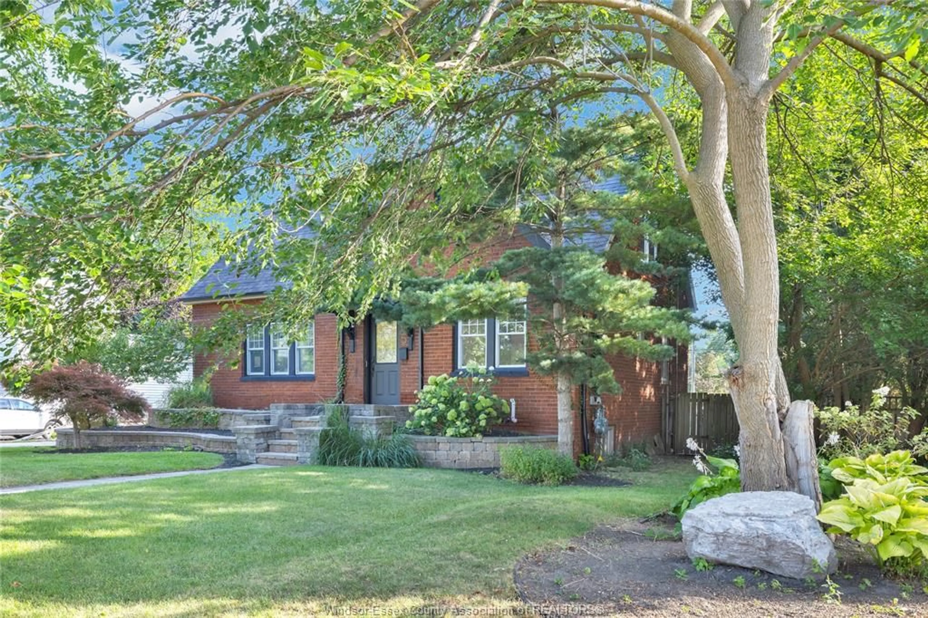 Home with brick exterior material, street for 205 JOSEPH, Chatham Ontario N7L 3H2