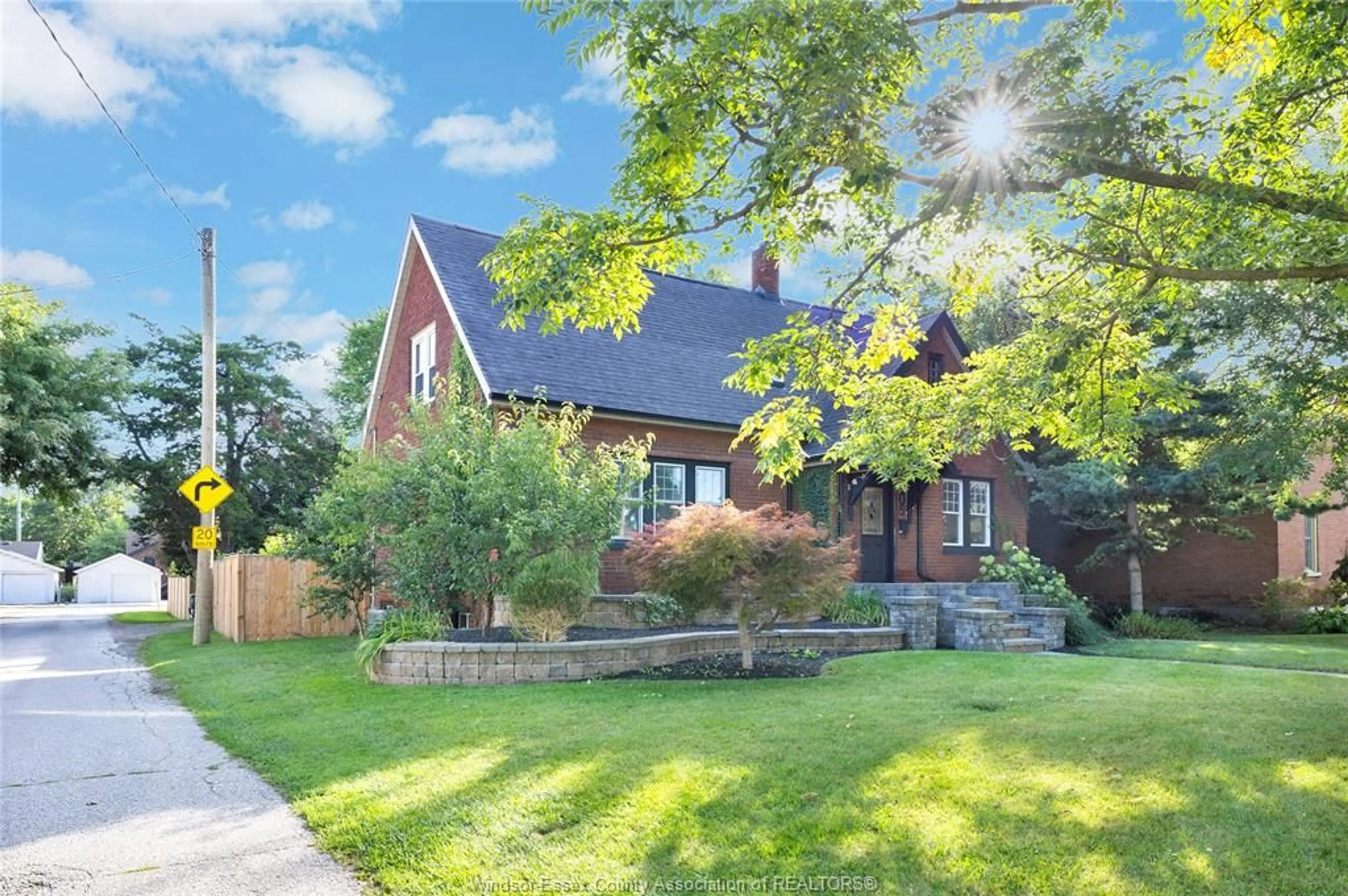 Home with brick exterior material, street for 205 JOSEPH, Chatham Ontario N7L 3H2