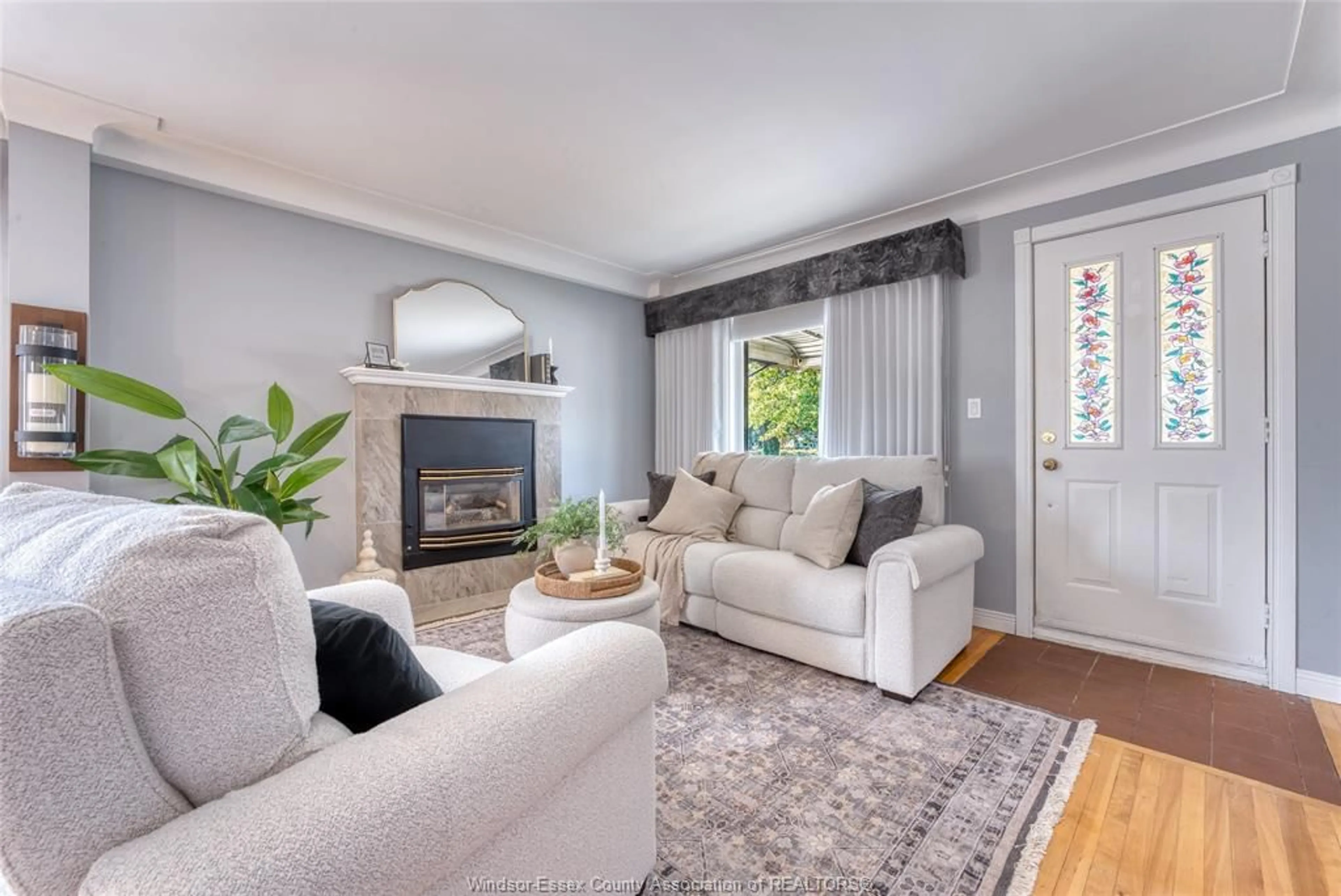 Living room with furniture, unknown for 3690 TURNER Rd, Windsor Ontario N8W 3N1