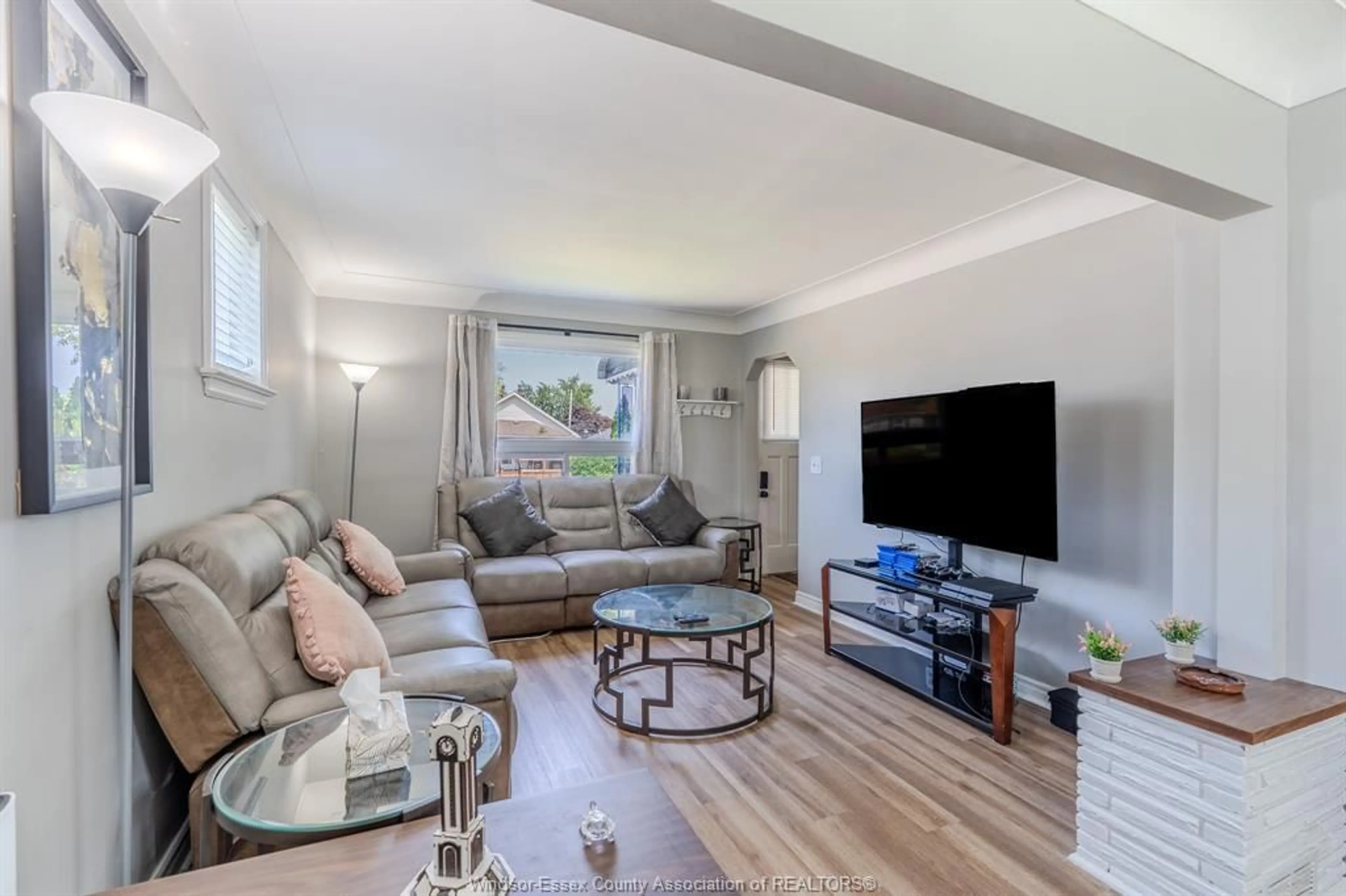 Living room with furniture, unknown for 2367 MEIGHEN, Windsor Ontario N8W 4B8
