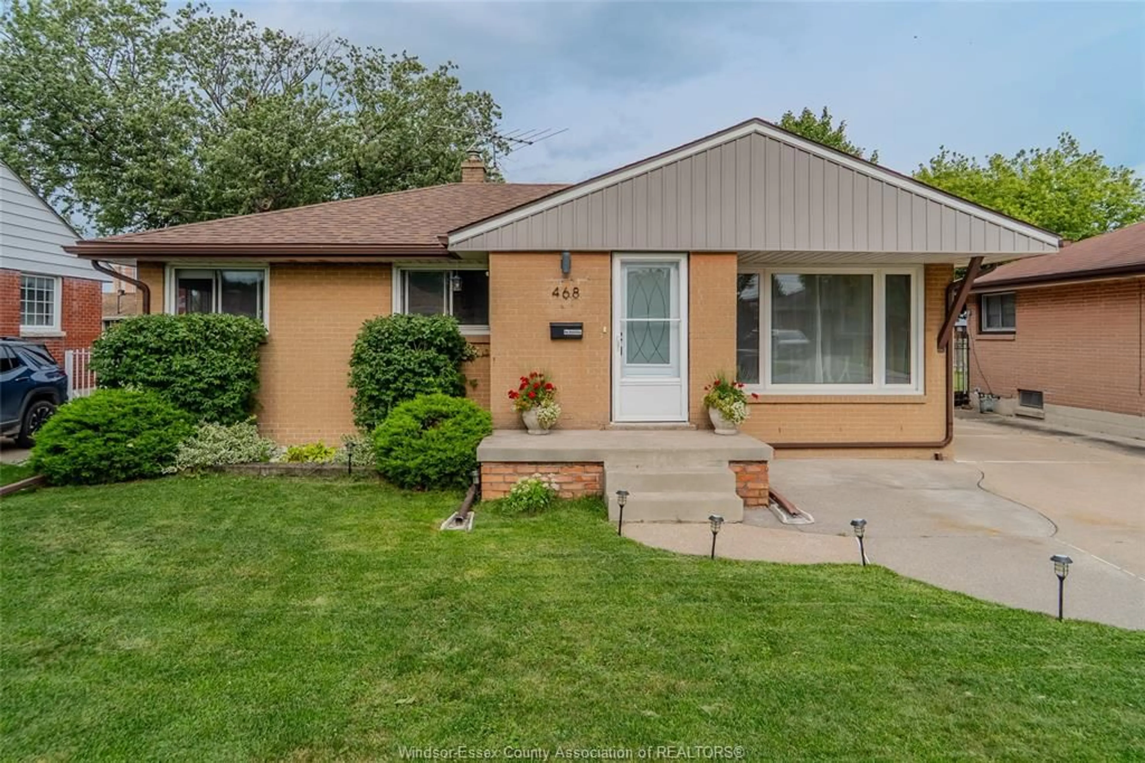 Home with brick exterior material, street for 468 Watson Ave, Windsor Ontario N8S 3S6