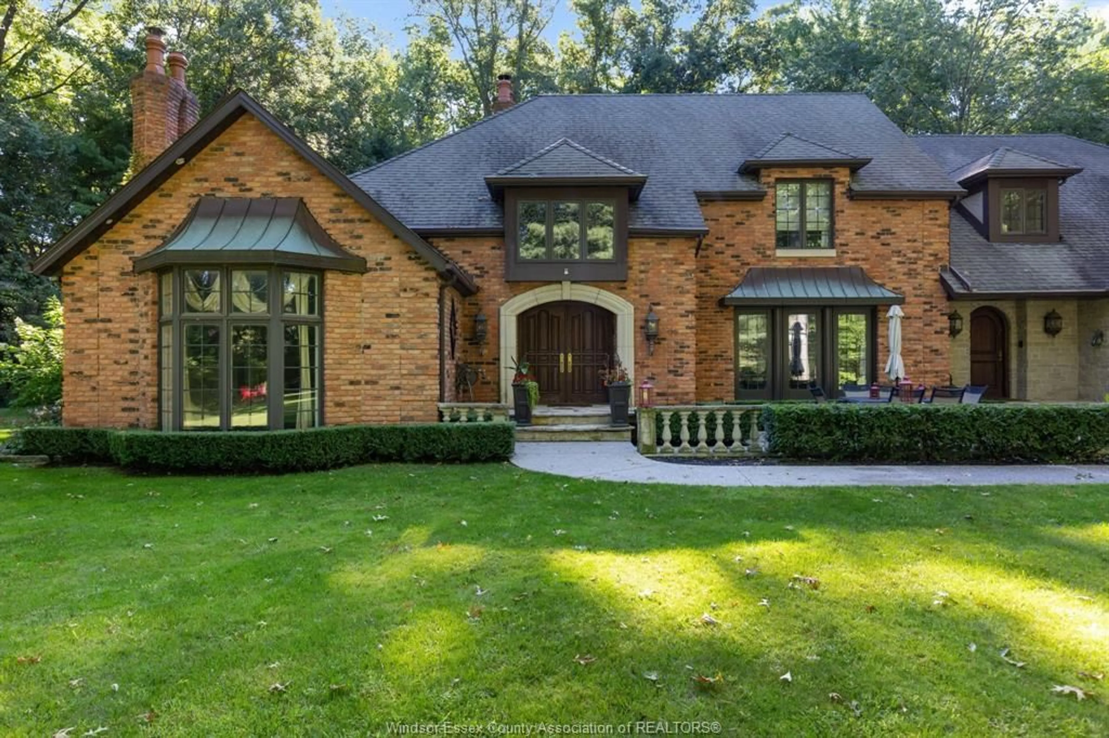 Home with brick exterior material, unknown for 7550 MATCHETT, LaSalle Ontario N9J 2S5