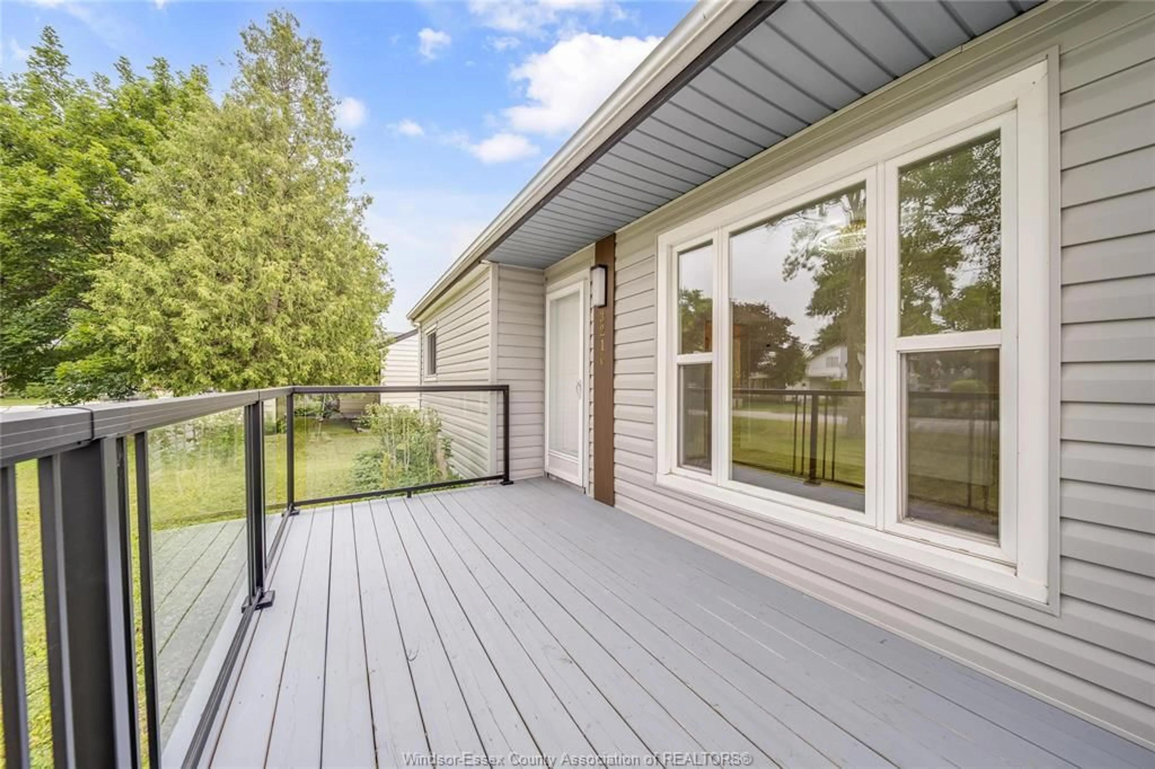 Patio, unknown for 3210 BLISS Rd, Windsor Ontario N8W 3B1