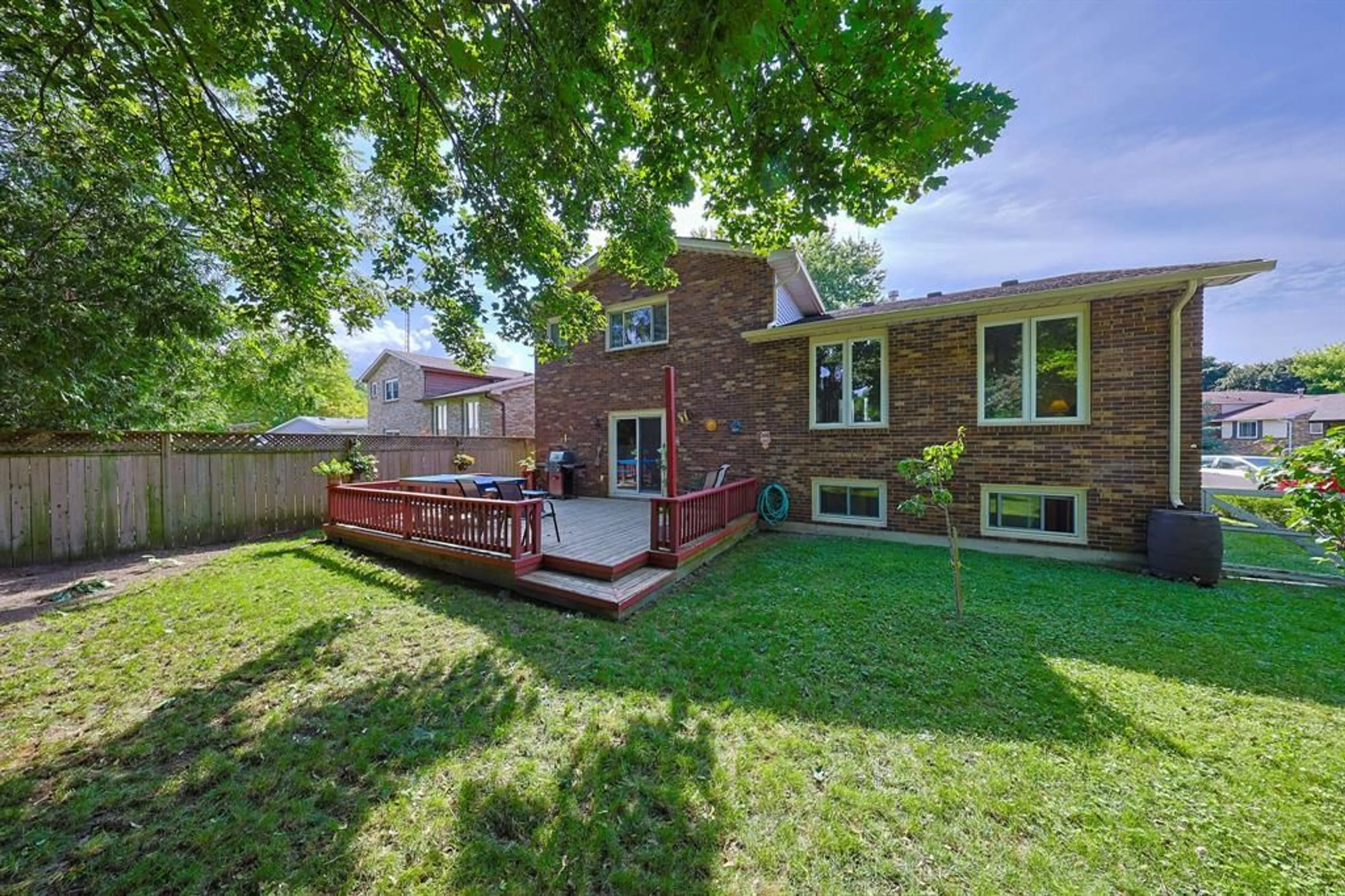 Unknown for 1278 Andrew Crt, Sarnia Ontario N7V 4H4