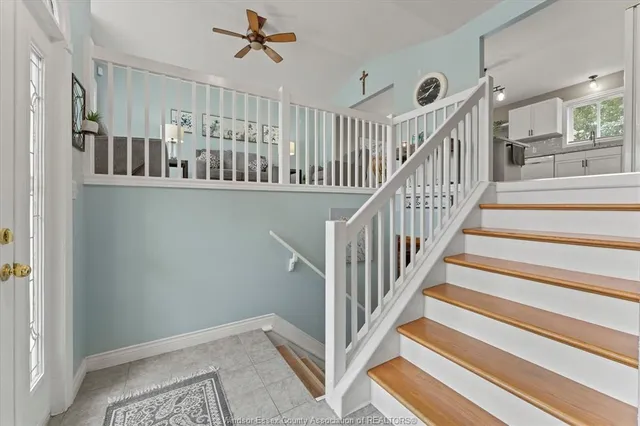 256 ASHWOOD, Lakeshore 5