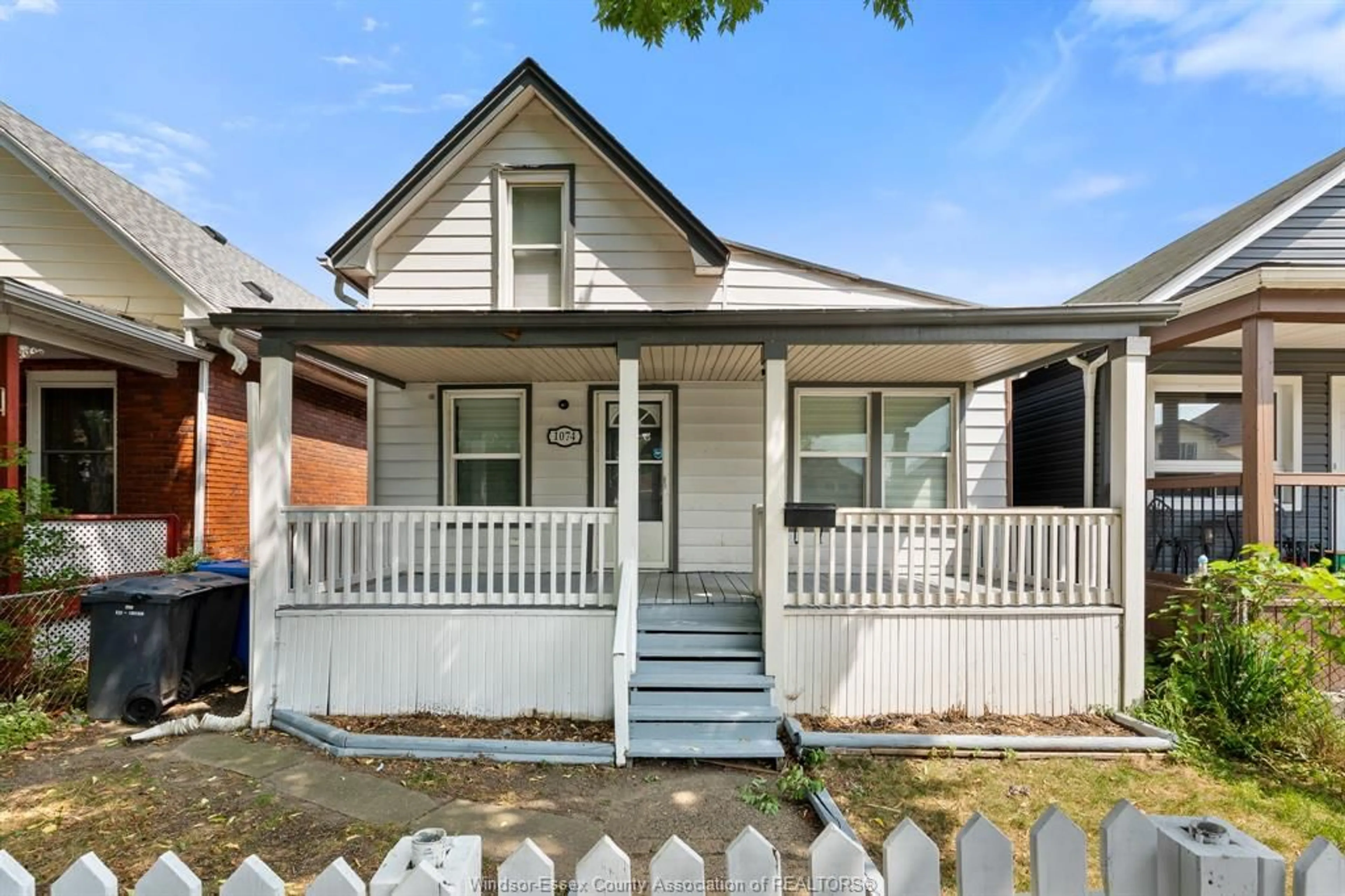 Home with vinyl exterior material, street for 1074 HICKORY Rd, Windsor Ontario N8Y 3S1