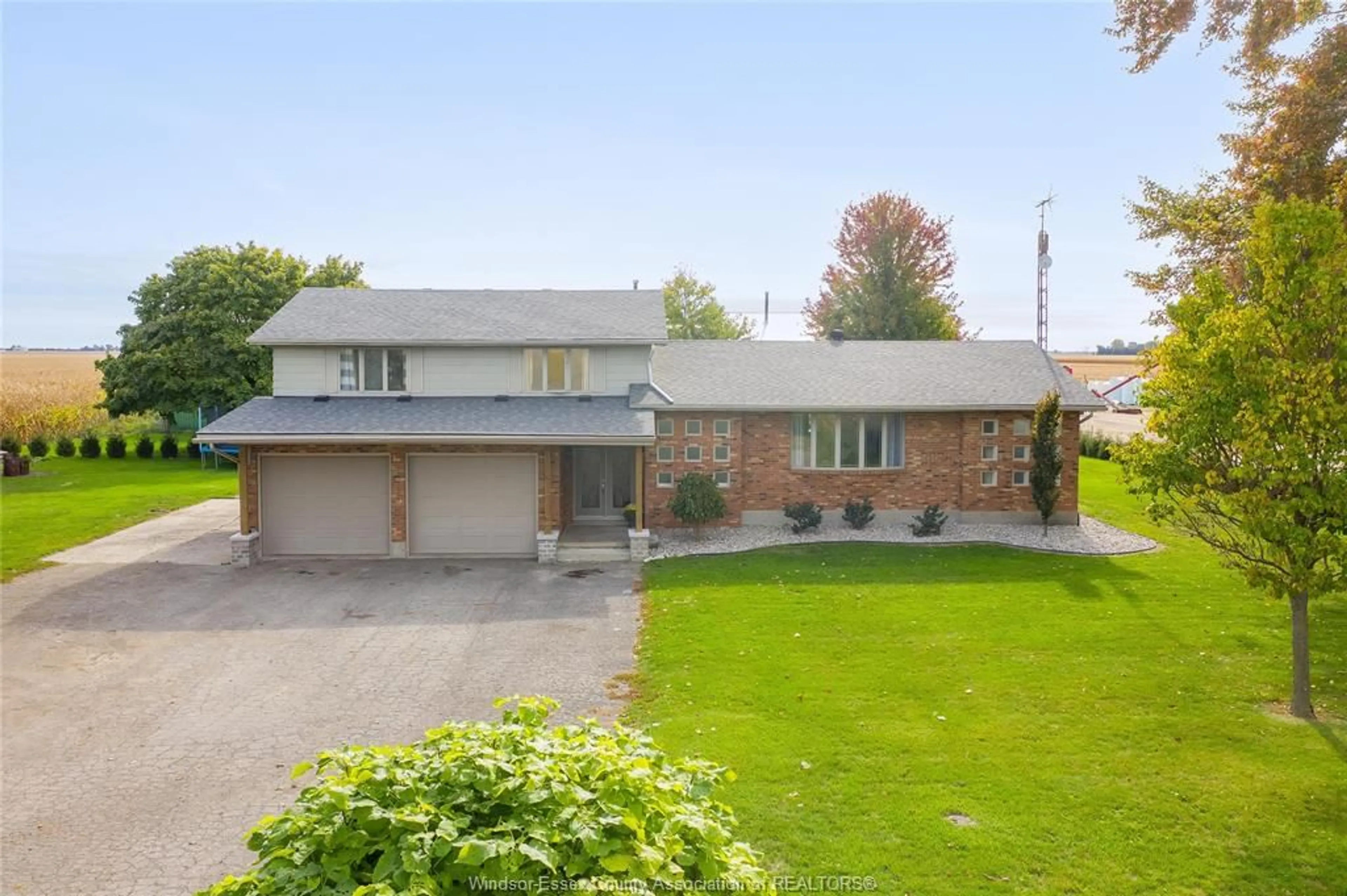 A pic from outside/outdoor area/front of a property/back of a property/a pic from drone, street for 7744 SAINT-PHILIPPE Line, Grande Pointe Ontario N0P 1S0