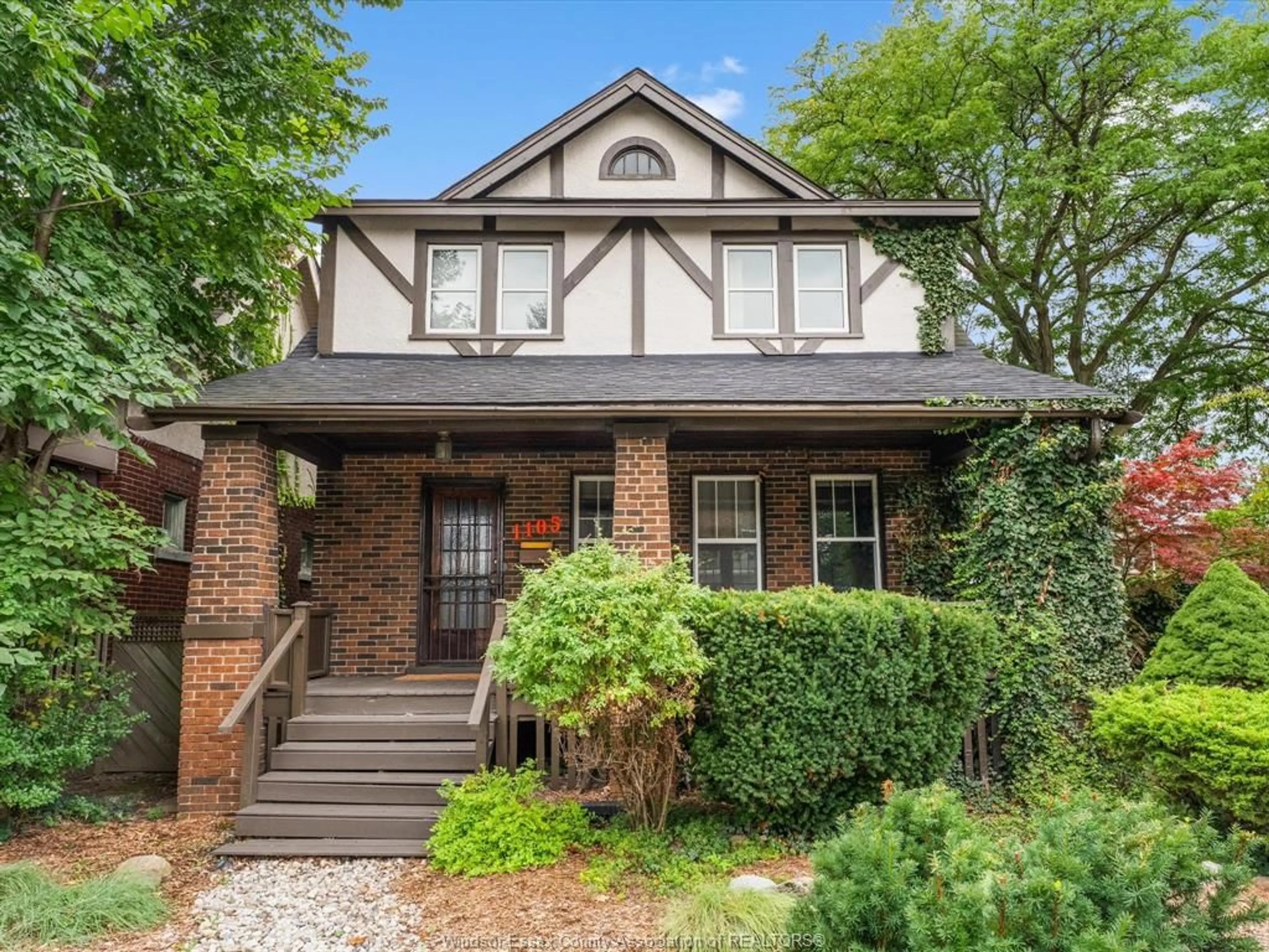 Home with brick exterior material, street for 1105 Lincoln Rd, Windsor Ontario N8Y 2H6